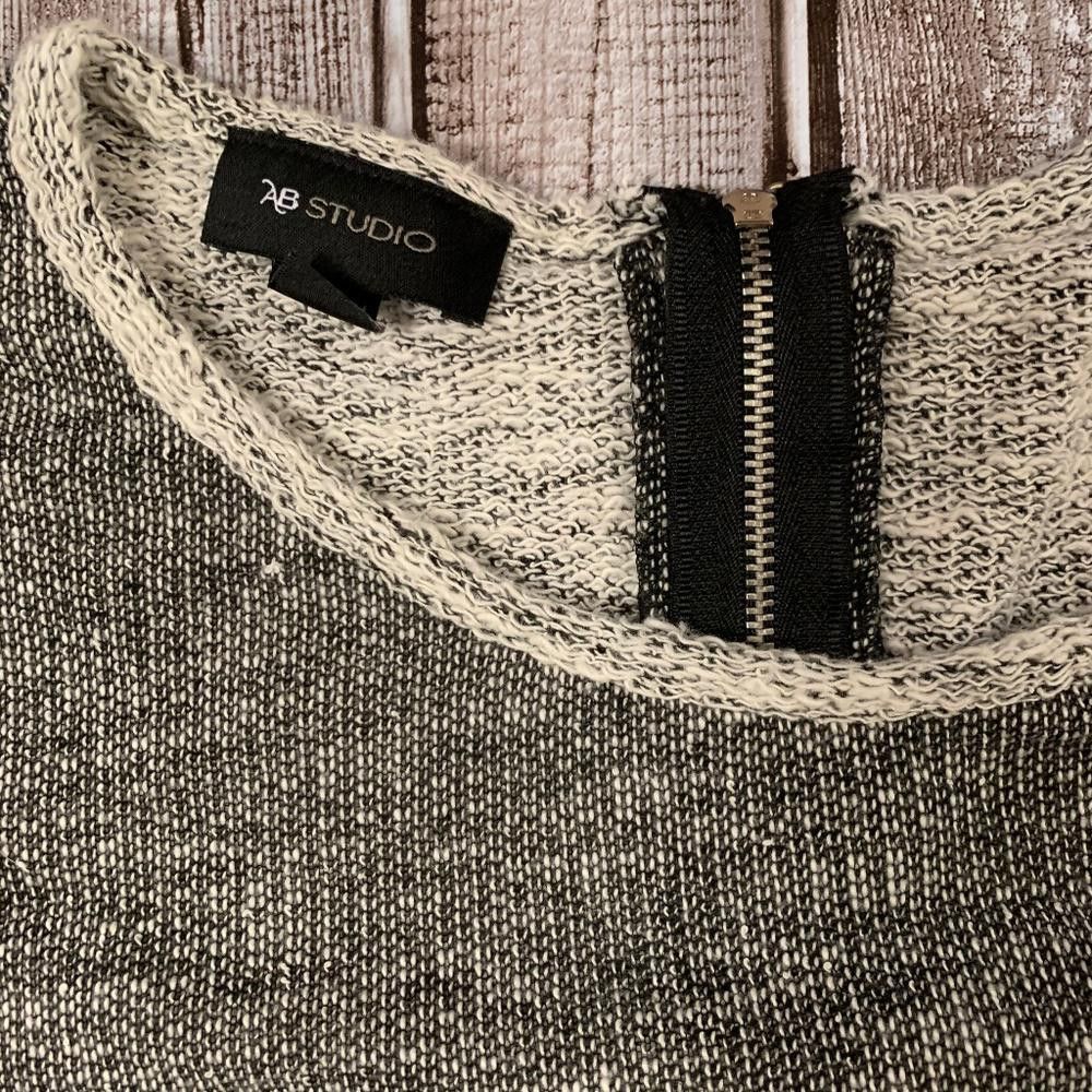 Designer AB Studio Knit Colorblock Zipper Back Sweater, XL Size XL / US 12-14 / IT 48-50 - 4 Thumbnail