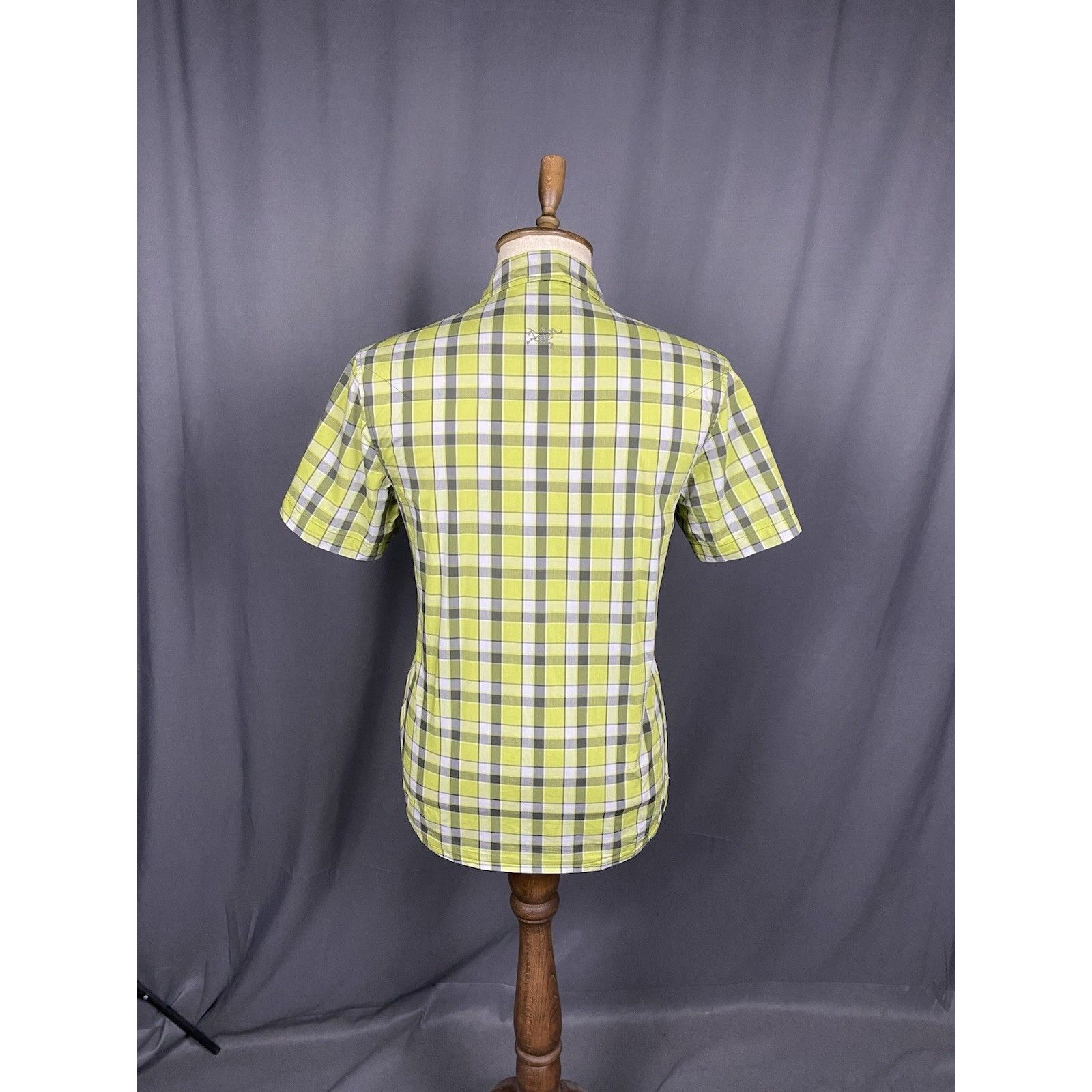 Arc'teryx MINT! Arc'Teryx Men' Green Checked Short Sleeve Shirt Size M Size US M / EU 48-50 / 2 - 7 Thumbnail