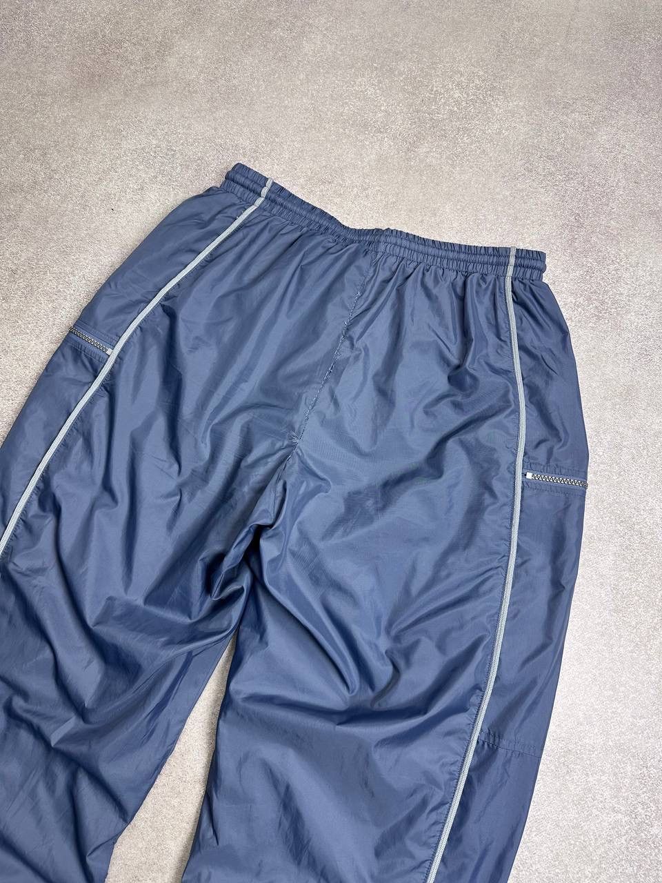 Nike Vintage Nike Swoosh Blue Nylon Track Pants Y2K L Size US 34 / EU 50 - 11 Thumbnail