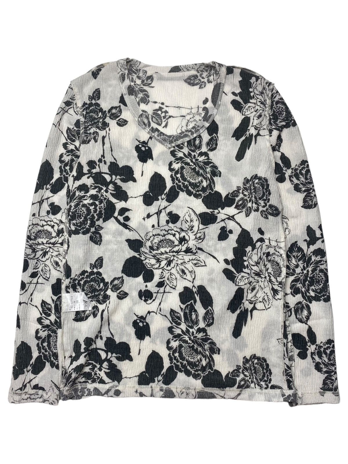 image of Tornado Mart Japan x Yasuyuki Ishii 2000S Tornado Mart - Romantic Rose Pleats Top Long sleeve in Wh