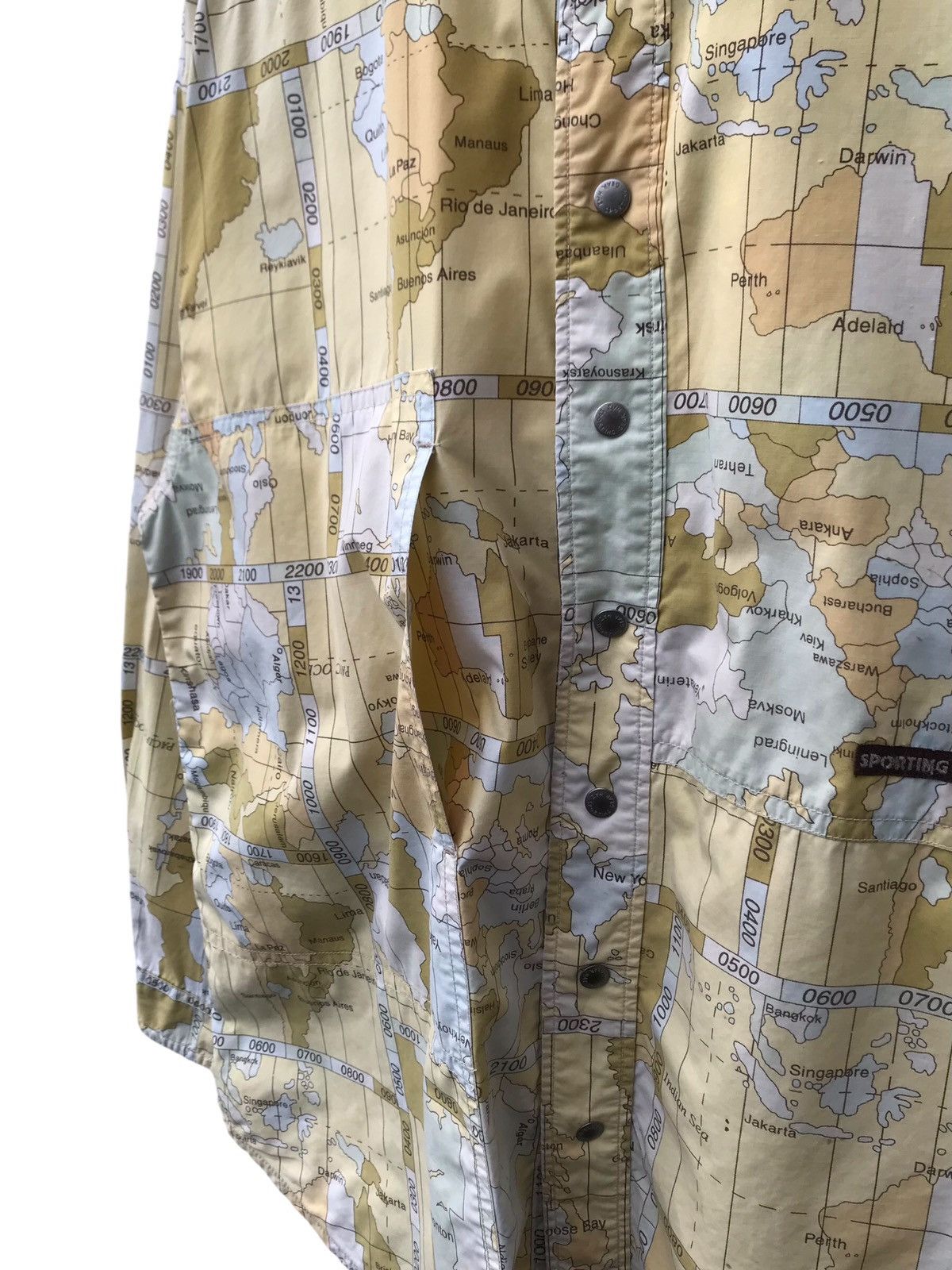 Hai Sporting Gear Rare Hai Sporting Gear World Map Overprinted Button Shirt Size US XL / EU 56 / 4 - 5 Thumbnail