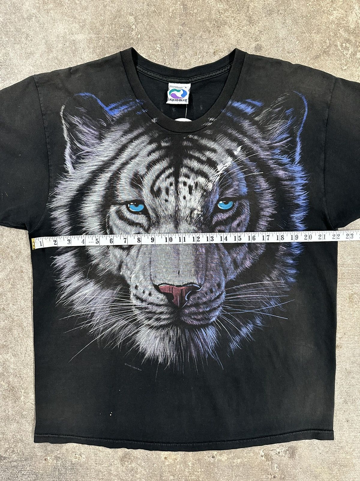 Liquid Blue Vintage 90s Liquid Blue Siberian Tiger Animal Nature T-Shirt Size US L / EU 52-54 / 3 - 14 Thumbnail