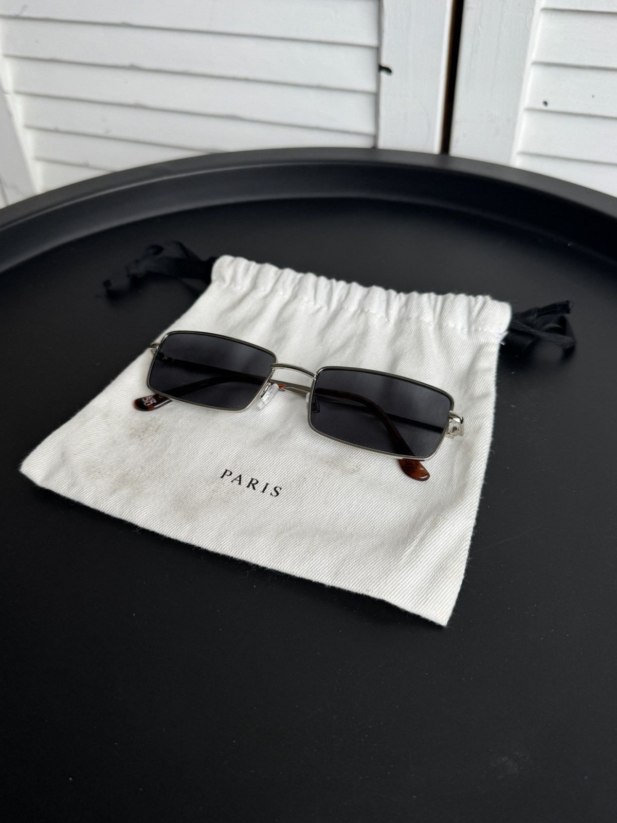 Vintage Vintage Y2K Rectangular Narrow Metal Sunglasses Silver Frame Size ONE SIZE - 2 Thumbnail