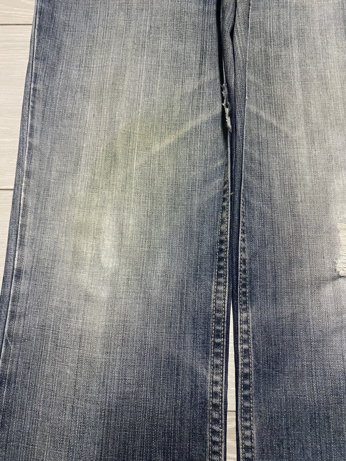 Gap Vintage Gap Denim Faded Wash Distressed Loose Jeans Size US 30 / EU 46 - 7 Thumbnail