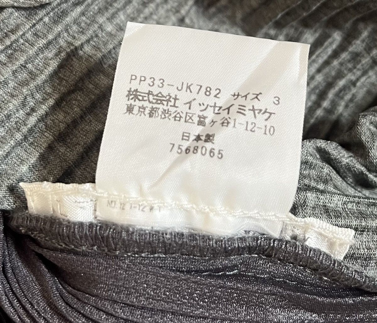Pleats Please Issey Miyake TAX FREE 🇺🇸 issey miyake pleats please two tone tank top Size S / US 4 / IT 40 - 2 Thumbnail