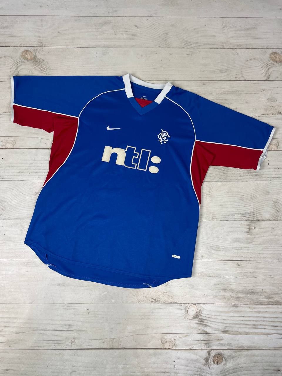 Nike Vintage Nike RANGERS 2001 2002 HOME SHIRT SOCCER JERSEY Size US XL / EU 56 / 4 - 1 Thumbnail