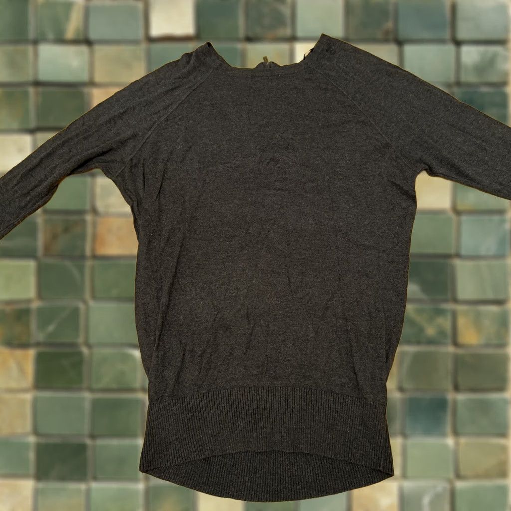 Vintage Shrinking Violet Anthropologie Blue Long Tunic Sweater Zip Back Detail Boho L Womens Sweater Size L / US 10 / IT 46 - 1 Thumbnail