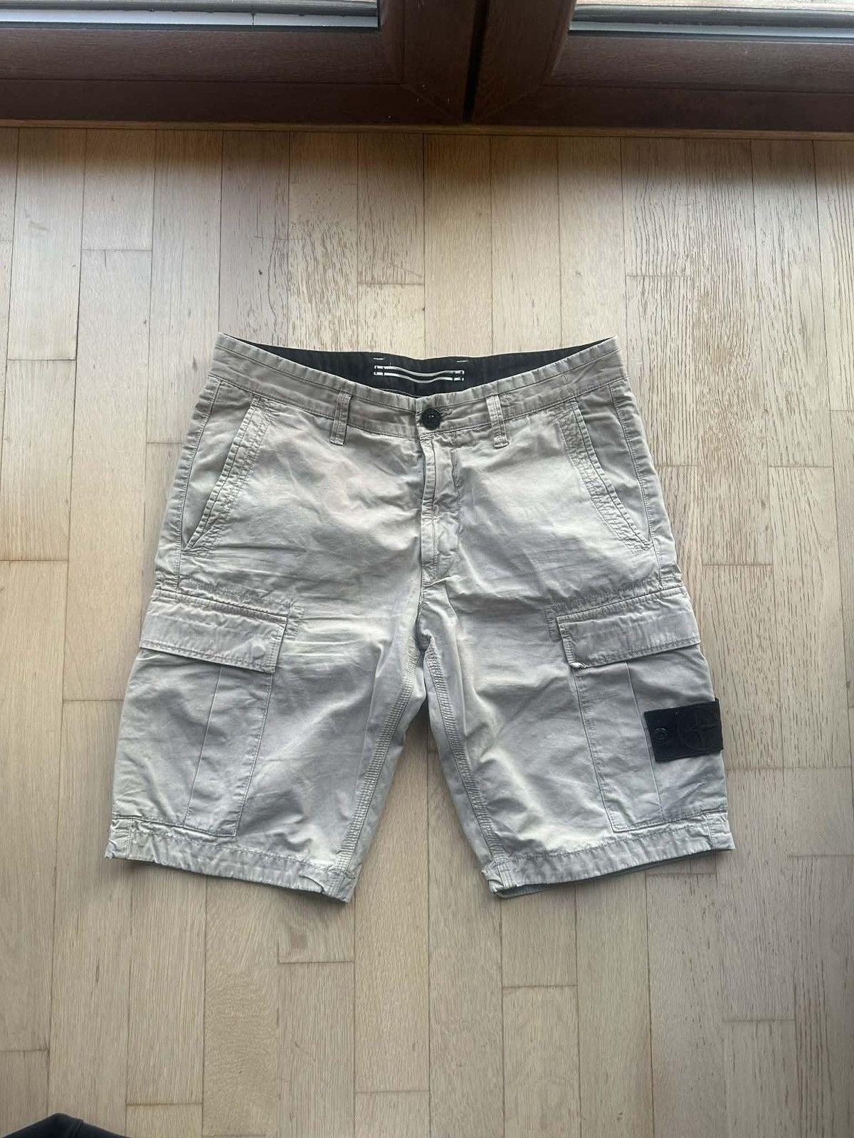 Stone Island Stone island shorts rare grail patch last droppp Size US 31 - 6 Thumbnail