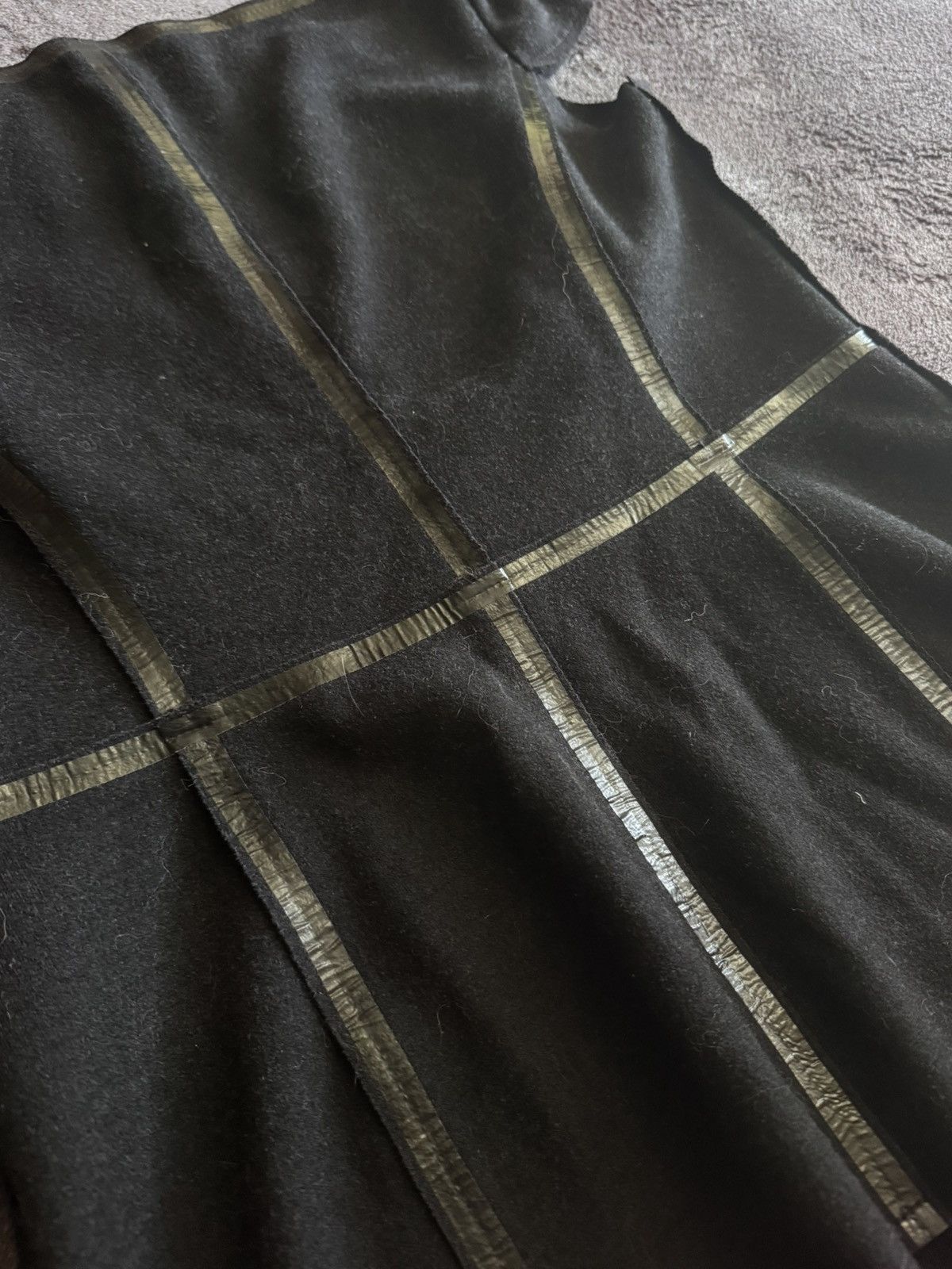 Prada Prada luxury wool blouses avant-garde Size M / US 6-8 / IT 42-44 - 16 Thumbnail