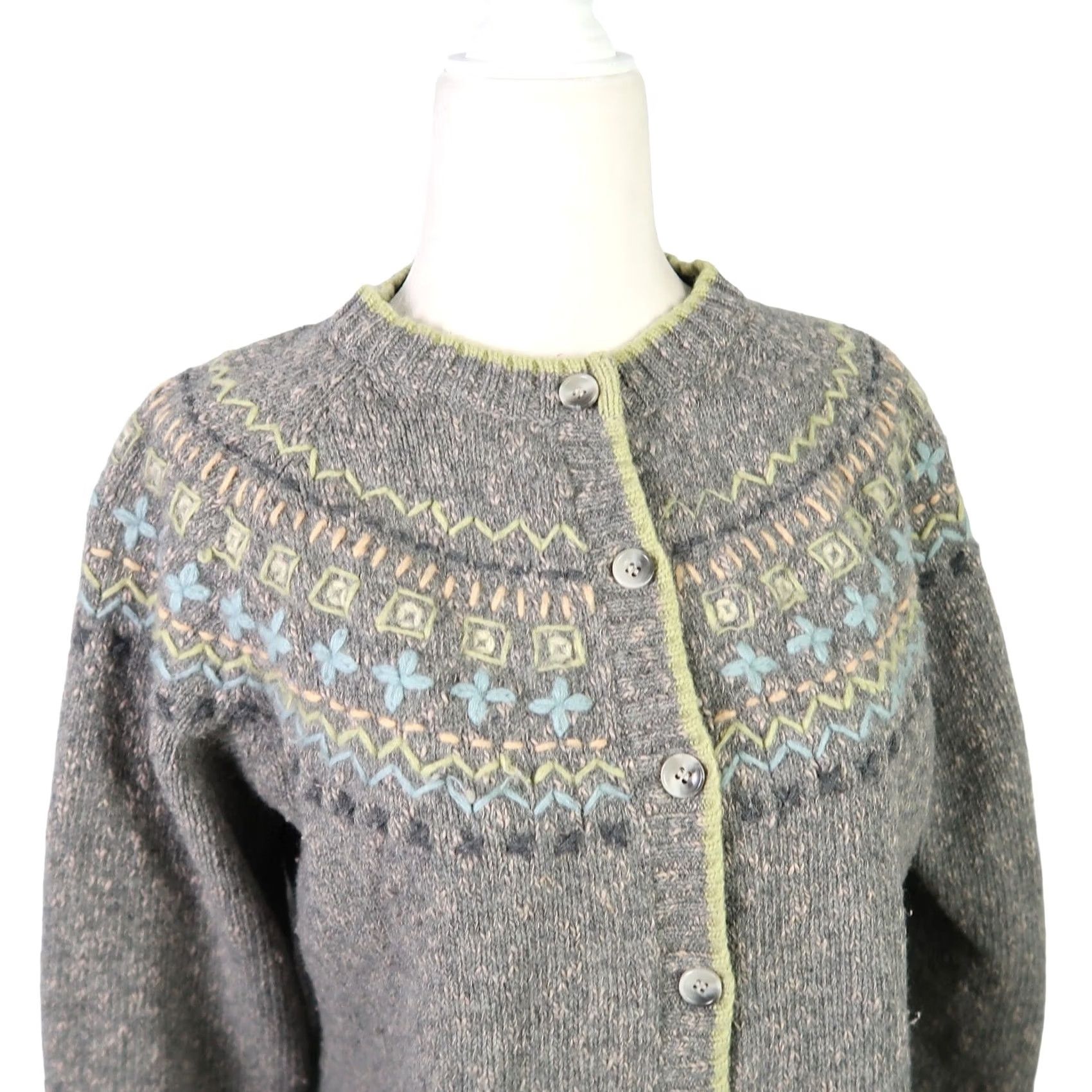 Pendleton VINTAGE Pendleton Cardigan Sweater M Wool Fair Isle Embroidered Grey Ladies 90s Bohemian Knit Long Sleeve Size M / US 6-8 / IT 42-44 - 5 Thumbnail