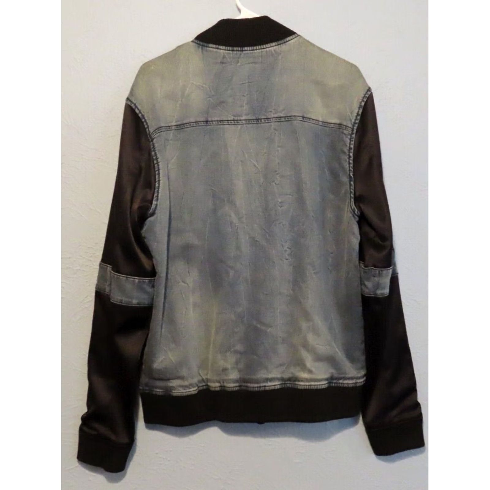True Religion True Religion Bomber Jacket Men M Blue Denim Zip Cotton Lining All Seasons Pockets Casual Travel Regular Fit US Style Size US M / EU 48-50 / 2 - 7 Thumbnail