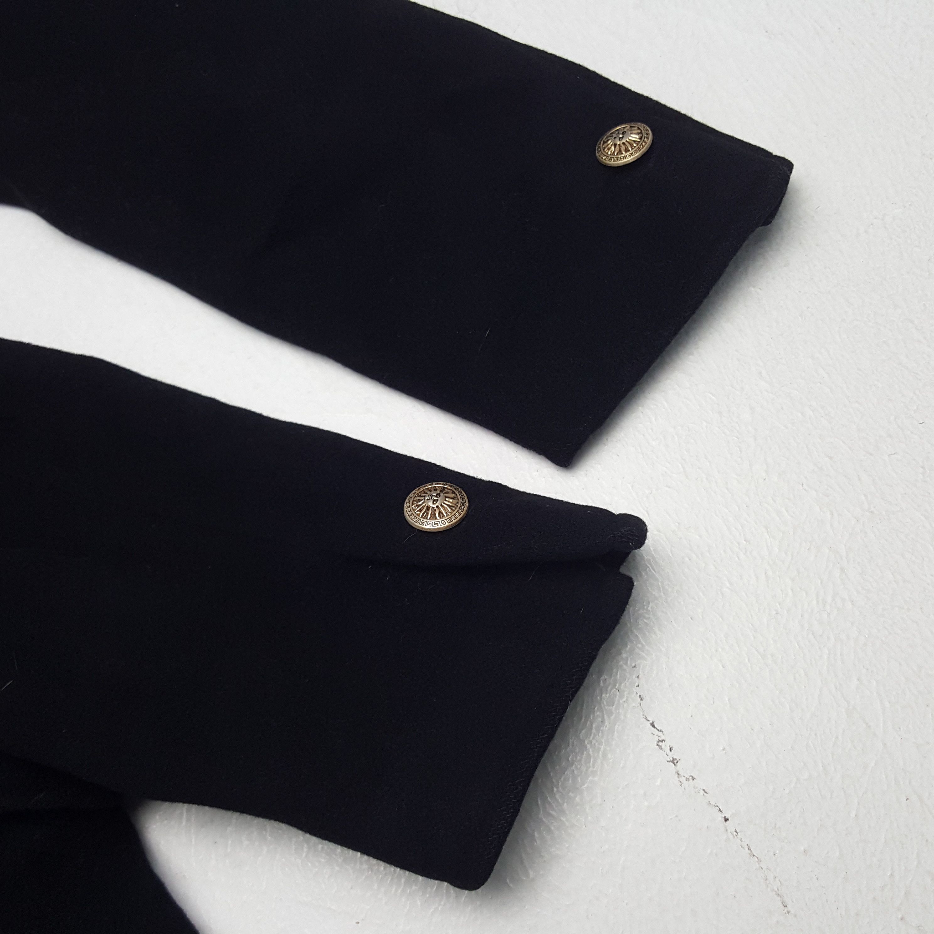 Versace × Vintage Vintage Versace Sport Velvet Blazer Jacket Size S / US 4 / IT 40 - 11 Thumbnail