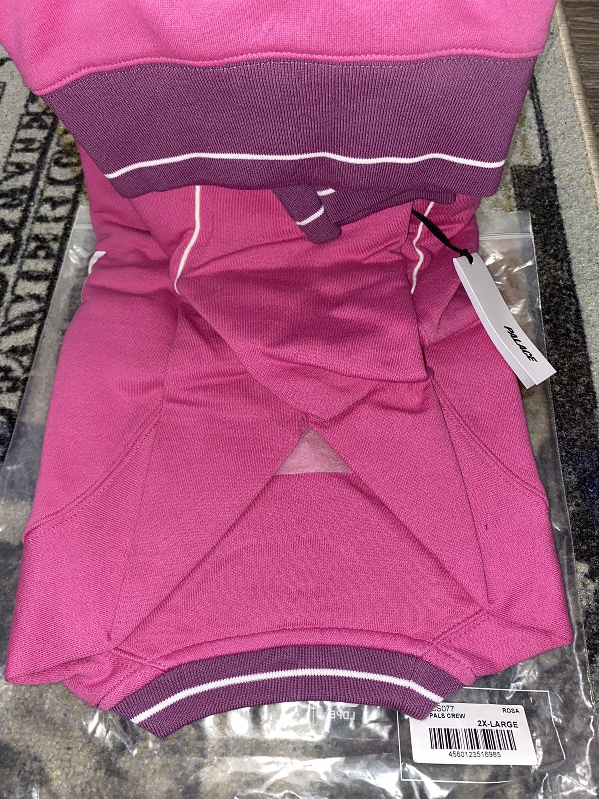 Palace Pen Pals Crew Rosa Men's - SS24 - US