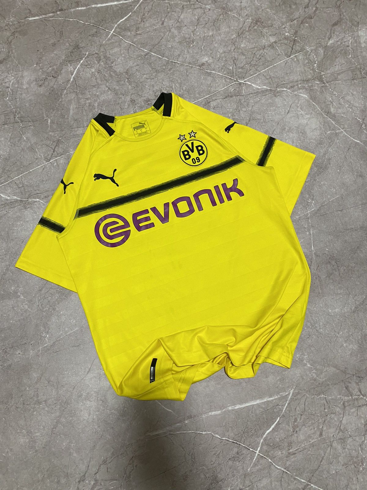 Puma Puma BVB Borussia Dortmund 18-19 Witsel #28 Soccer Jersey Size US M / EU 48-50 / 2 - 1 Thumbnail