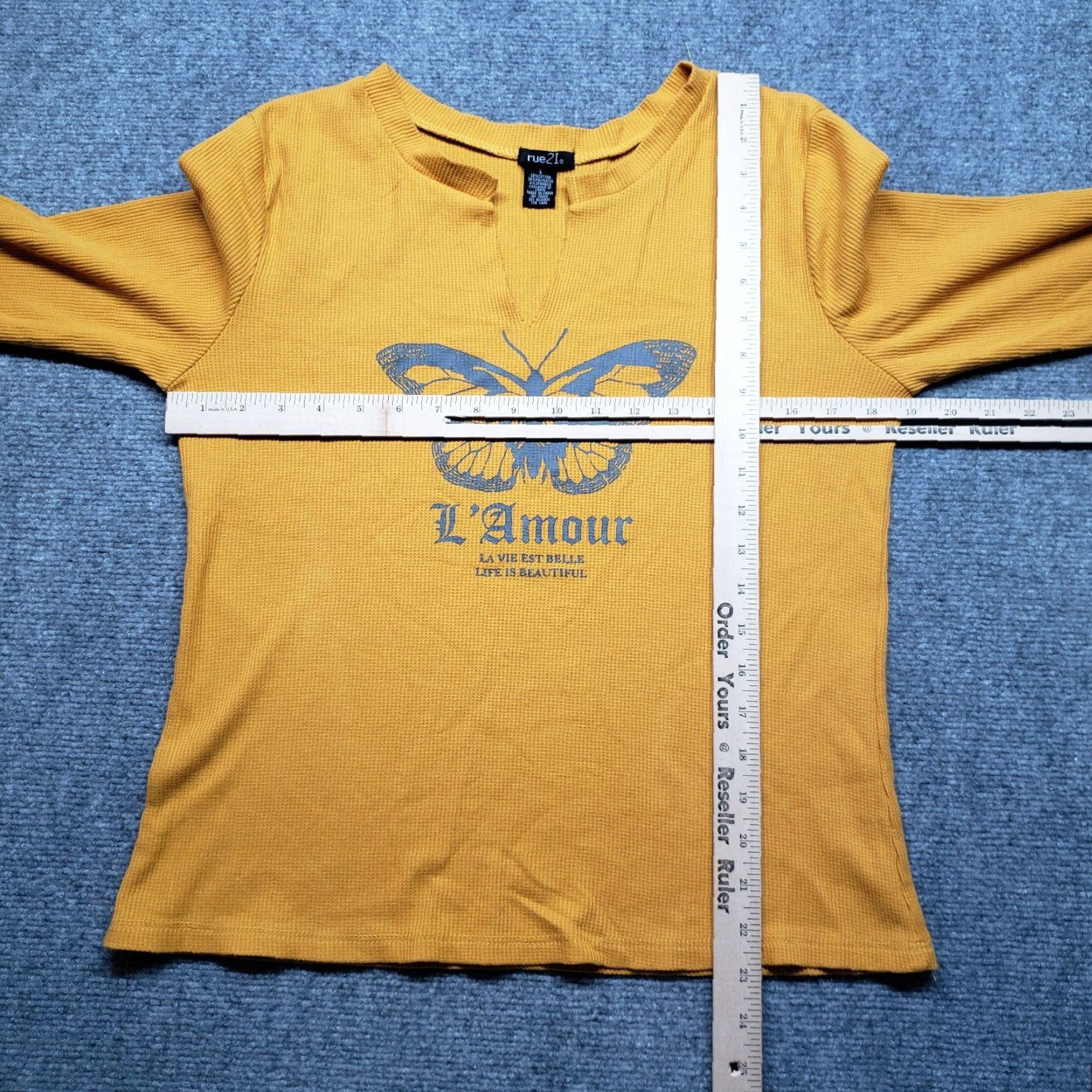 Vintage Rue21 Womens L Yellow Butterfly Graphic Long Sleeve Pullover V Neck Sweater Size L / US 10 / IT 46 - 4 Thumbnail