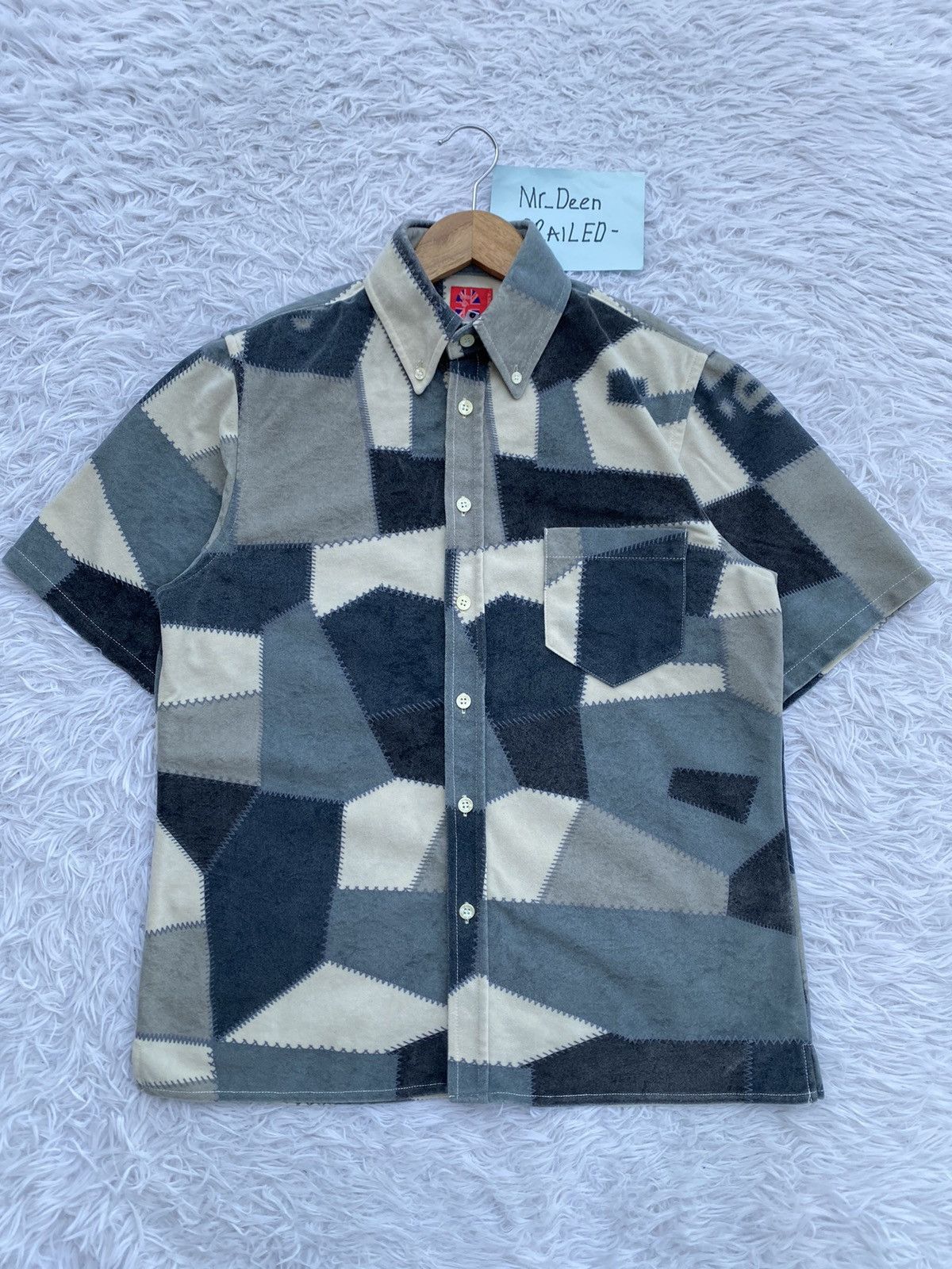 Bape Rare Vintage BAPE Monogram Buttons Shirt Size US S / EU 44-46 / 1 - 2 Thumbnail