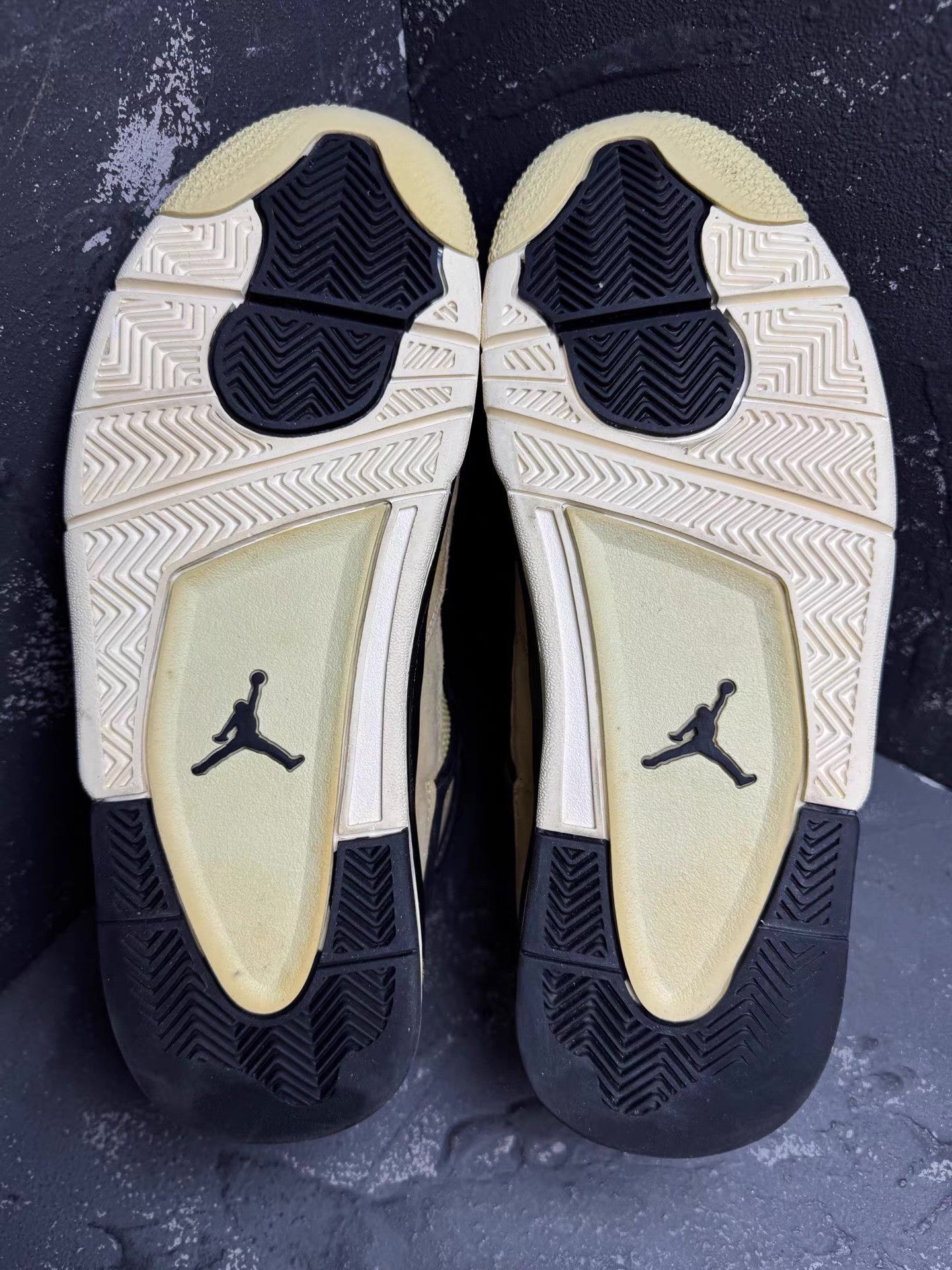 Nike Air Jordan 4 Pearl Milk Tea Black & Yellow Q10 Size US 10.5 / EU 43-44 - 3 Thumbnail