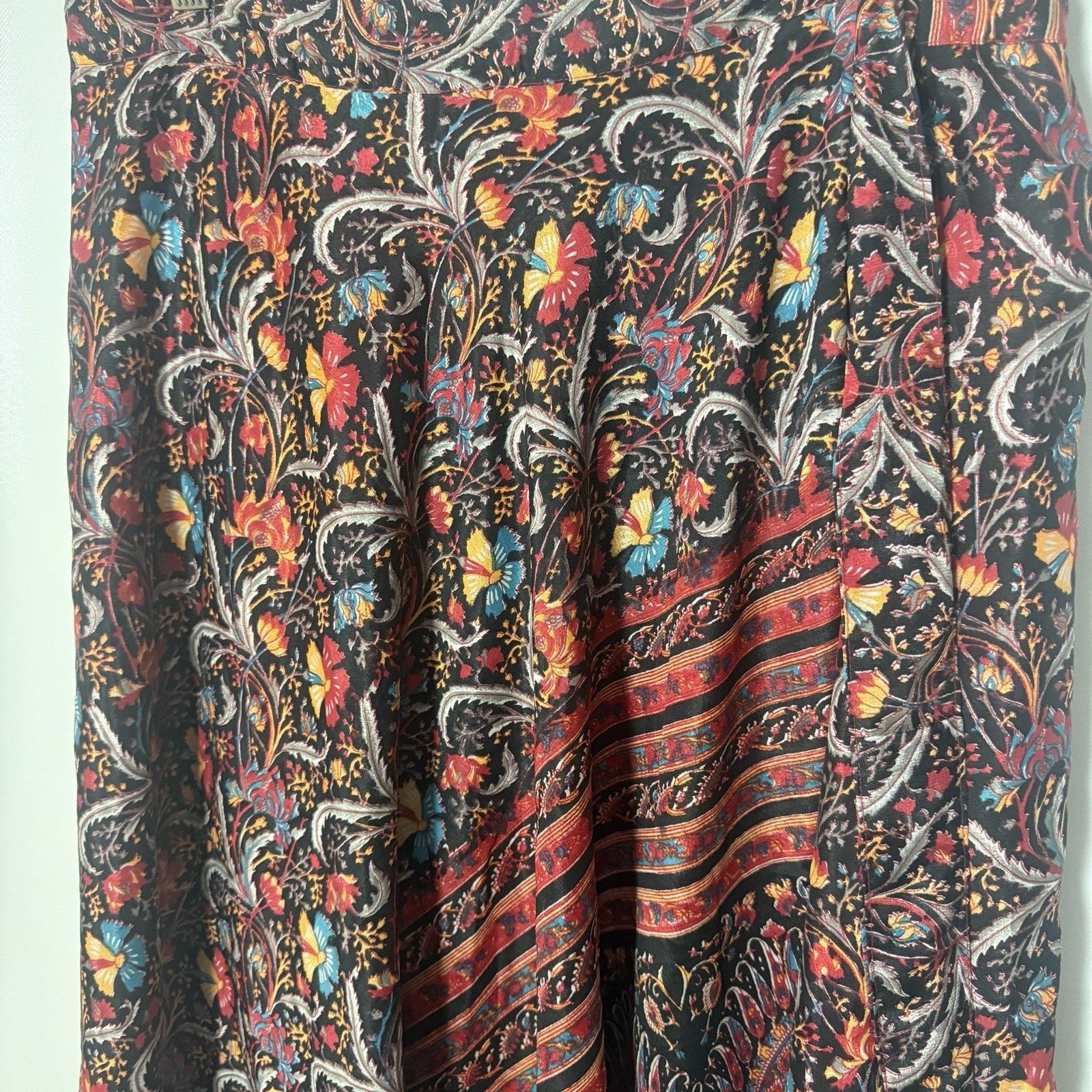 Other Wevez Wrap India Silk Blend Paisley Floral Boho Skirt Size 36" / US 14 / IT 50 - 2 Thumbnail