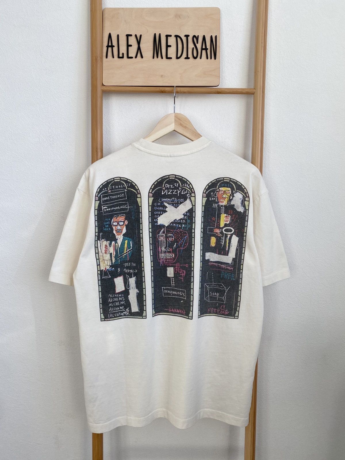 H&M × Jean-Michel Basquiat × Who Decides War WHO DECIDES WAR x BASQUIAT x H&M RELAXED FIT COTTON T-SHIRT Size US M / EU 48-50 / 2 - 1 Thumbnail