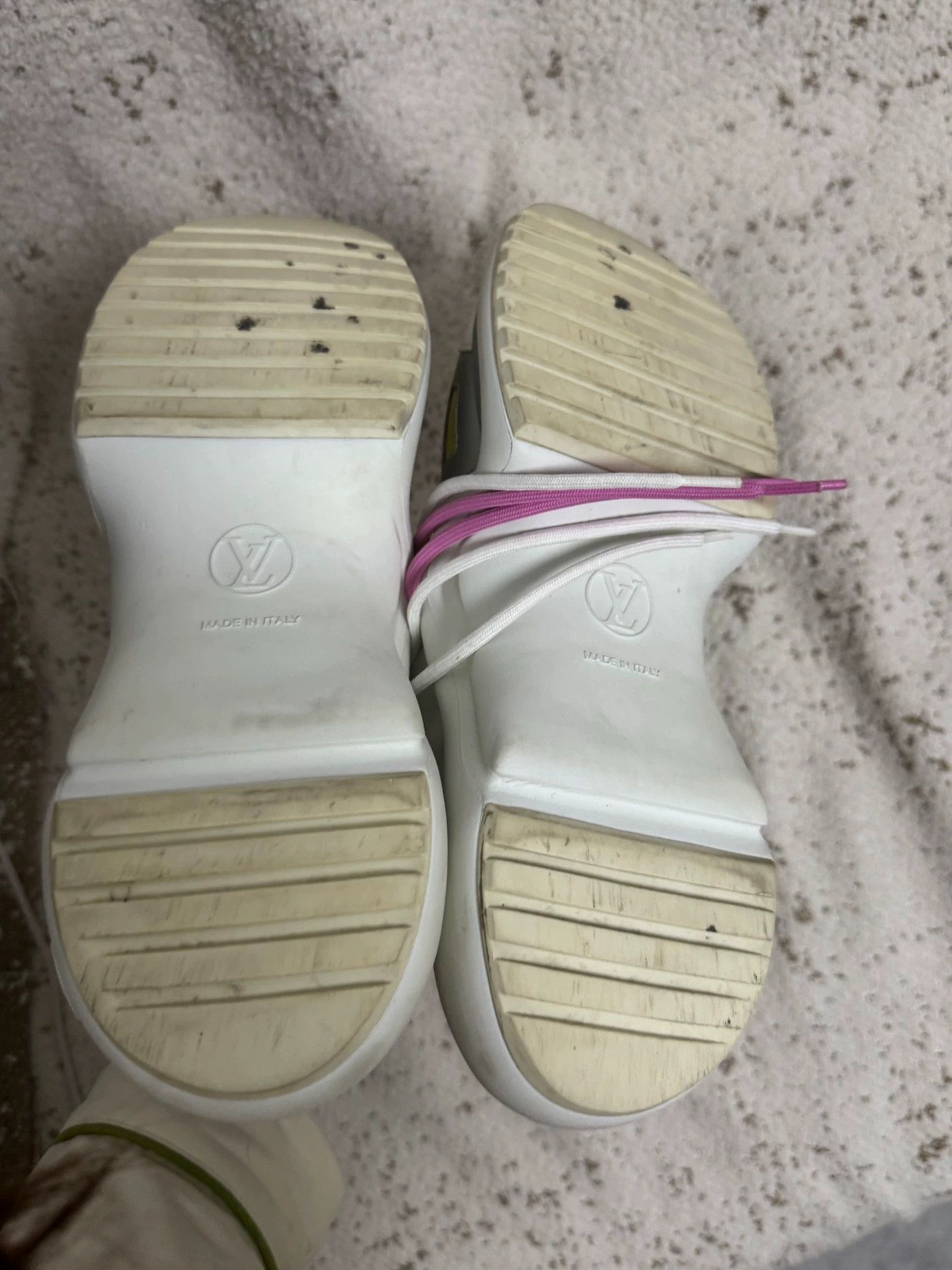 Louis Vuitton LV Authentic Shoes Size 38.5 Size US 8 / IT 38 - 2 Thumbnail