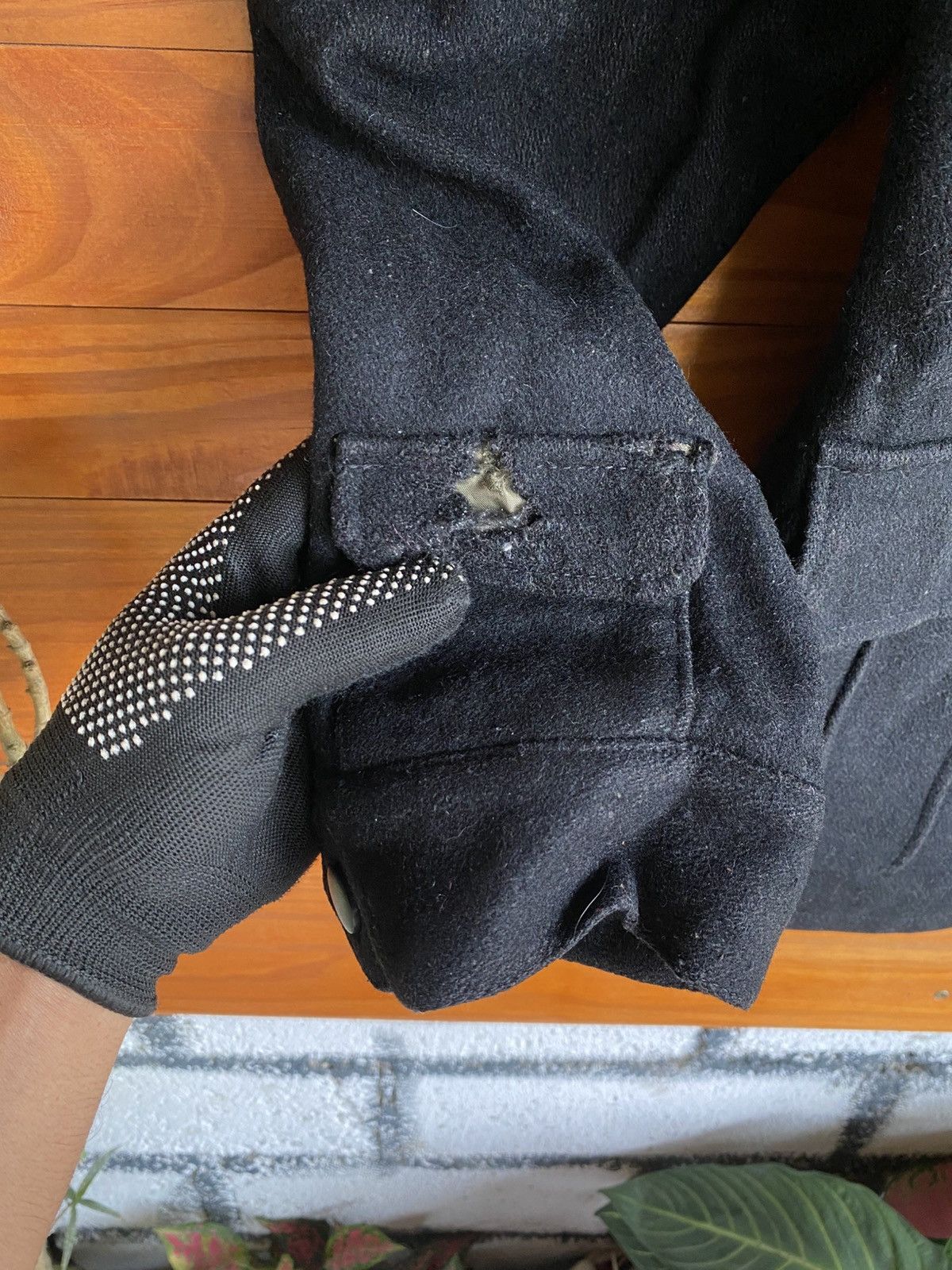 Japanese Brand Vintage Military-Style Black Wool Jacket with Camo Lining Size US M / EU 48-50 / 2 - 13 Thumbnail