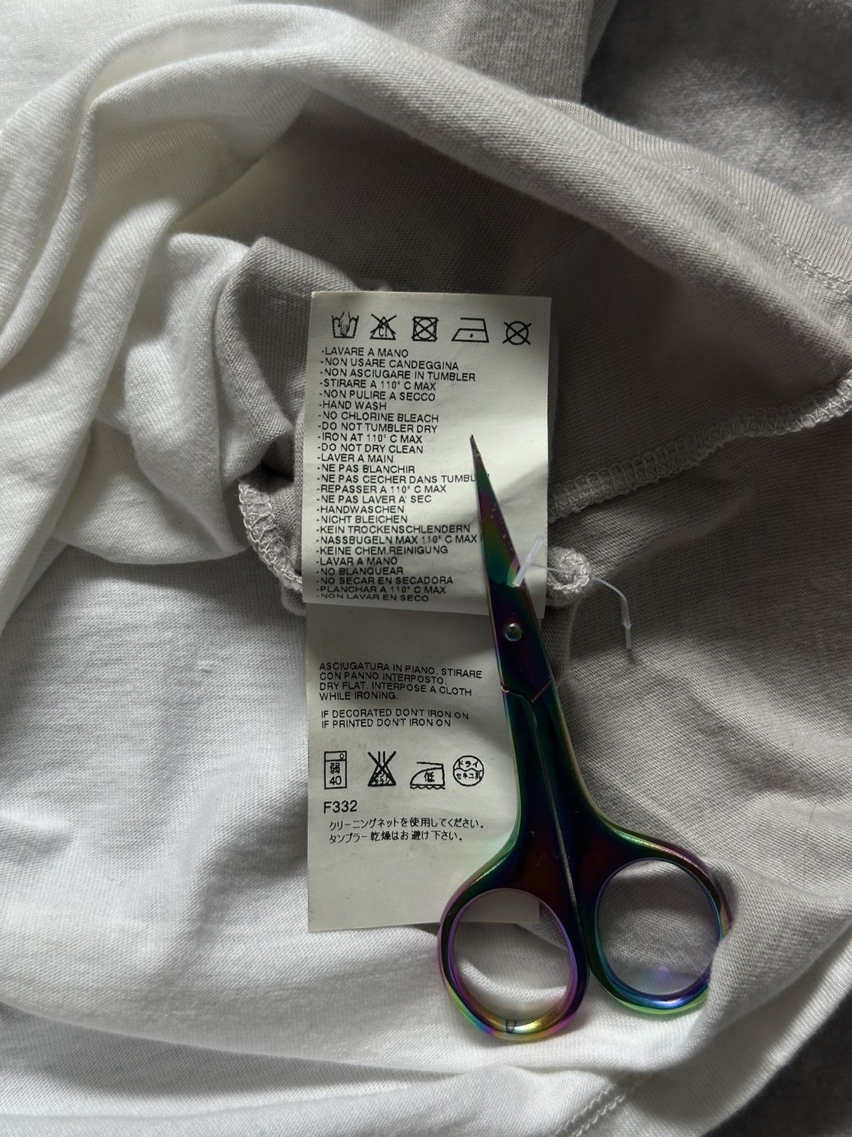 Maison Margiela Maison Margiela SSIl Dyed Colors Panel T-Shirt Size 48(M/L) Size US M / EU 48-50 / 2 - 9 Thumbnail
