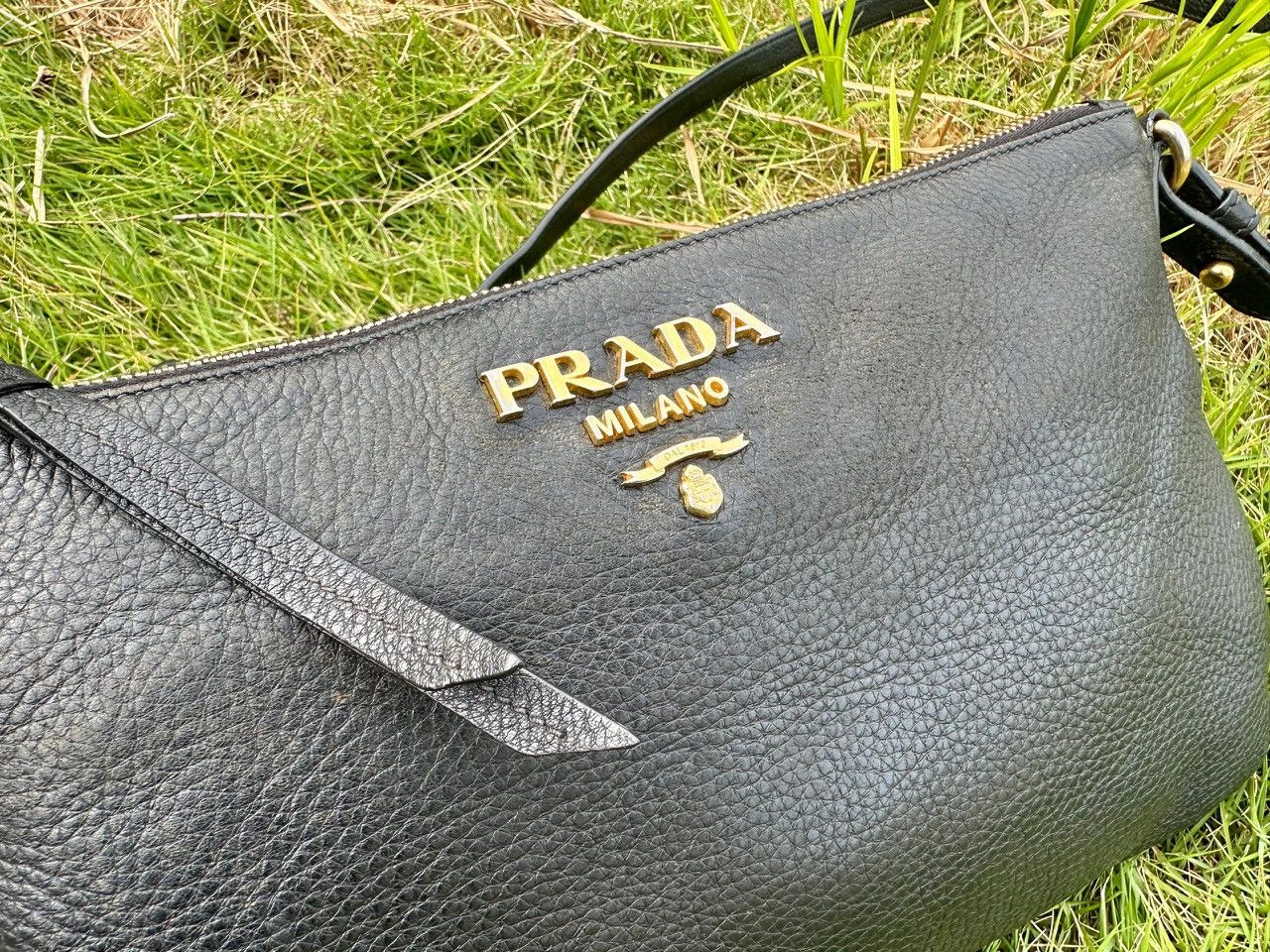 Prada Authentic Prada Vitello Daino Nero Leather Crossbody Bag Size ONE SIZE - 12 Thumbnail