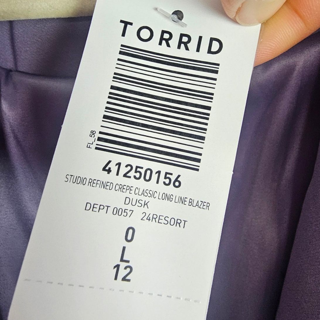 Torrid Torrid Studio Refined Crepe Classic Long Line Blazer Size 0X Size L / US 10 / IT 46 - 7 Thumbnail