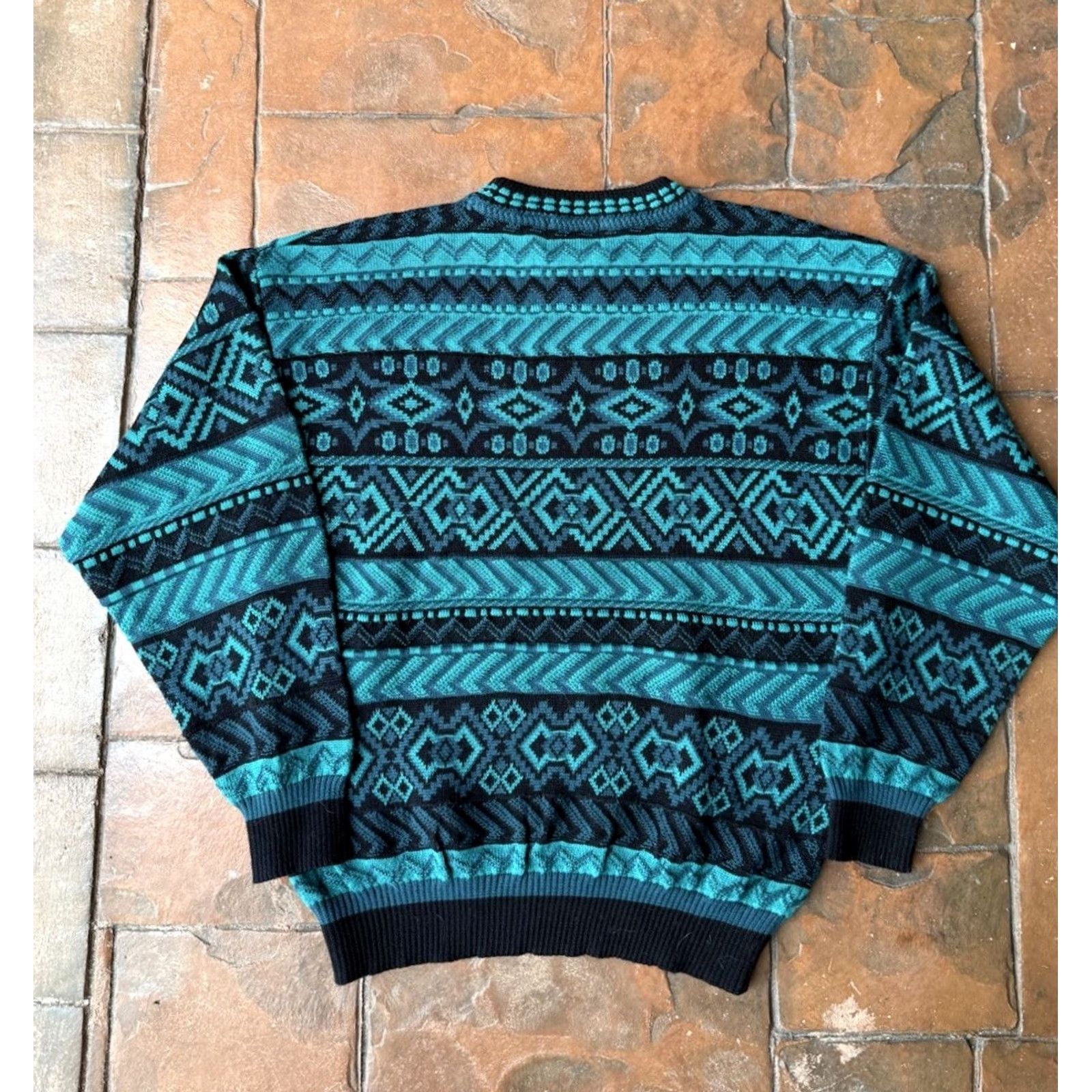 Vintage VINTAGE Tyrolia Ski Wool Crewneck Sweater Geometric 80s Men L Blue, Logo, Regular Fit Size US L / EU 52-54 / 3 - 3 Thumbnail