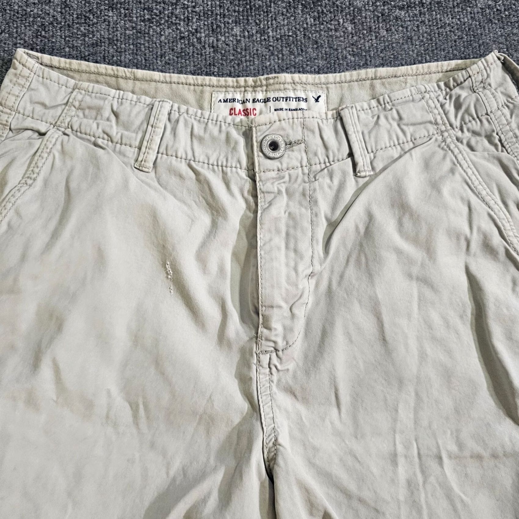 American Eagle Outfitters American Eagle Outfitters Shorts Mens 30 Beige Khaki Classic Hiking Outdoors 10 Inch Inseam Mens Size US 30 / EU 46 - 2 Thumbnail
