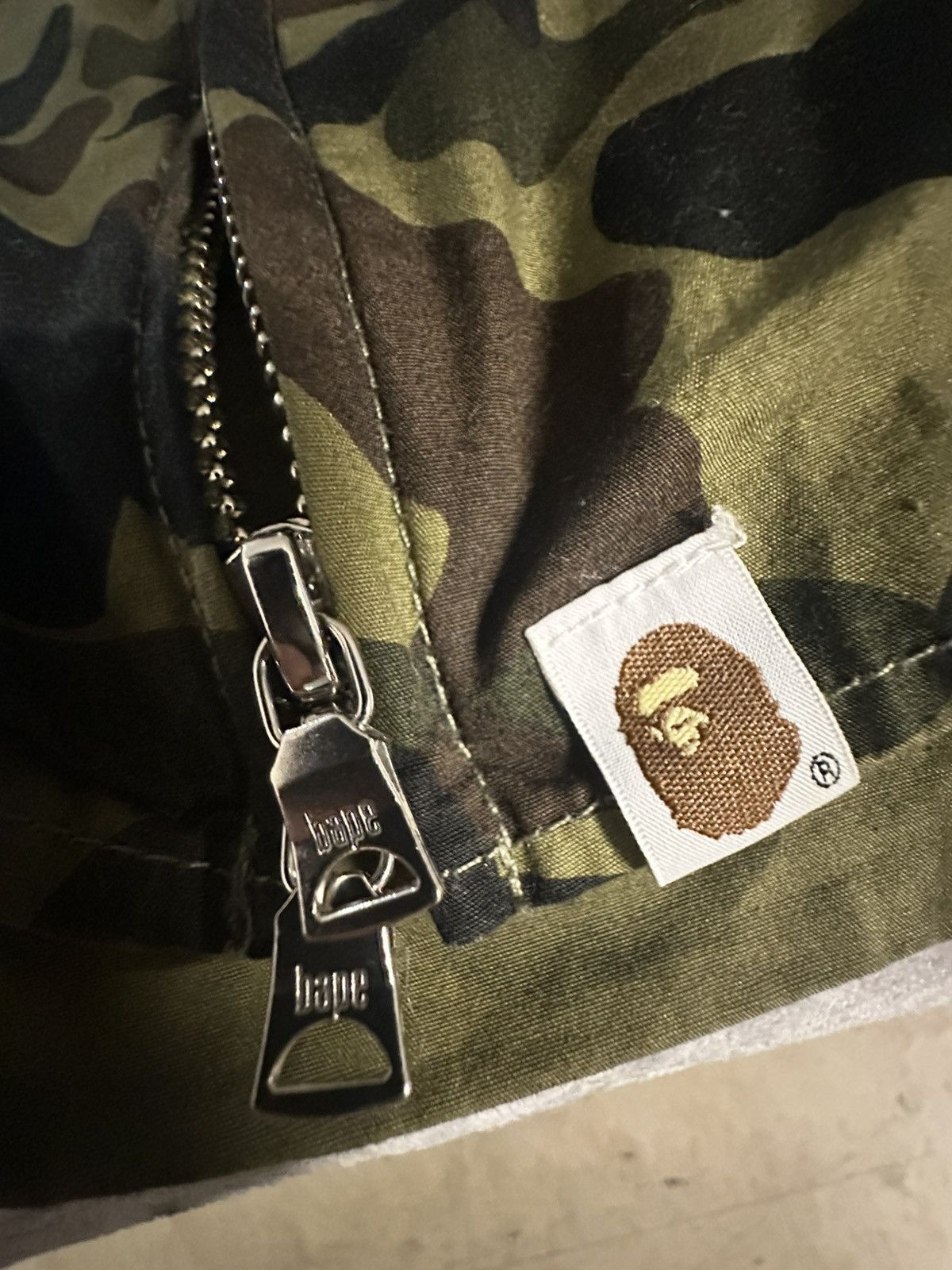 Bape BAPE 1st Camo Shark Hoodie ‘Green Camo’ Size US S / EU 44-46 / 1 - 12 Thumbnail