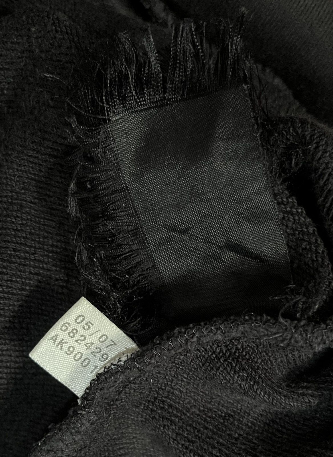 Yohji Yamamoto Yohji yamamoto y-3 faded black logo sweatshirt Size US S / EU 44-46 / 1 - 4 Thumbnail