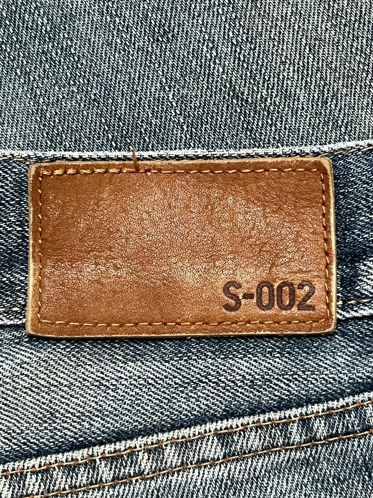 Uniqlo Loose Uniqlo S-002 Japan - Faded Rusty Wash Jeans Size US 35 - 11 Thumbnail