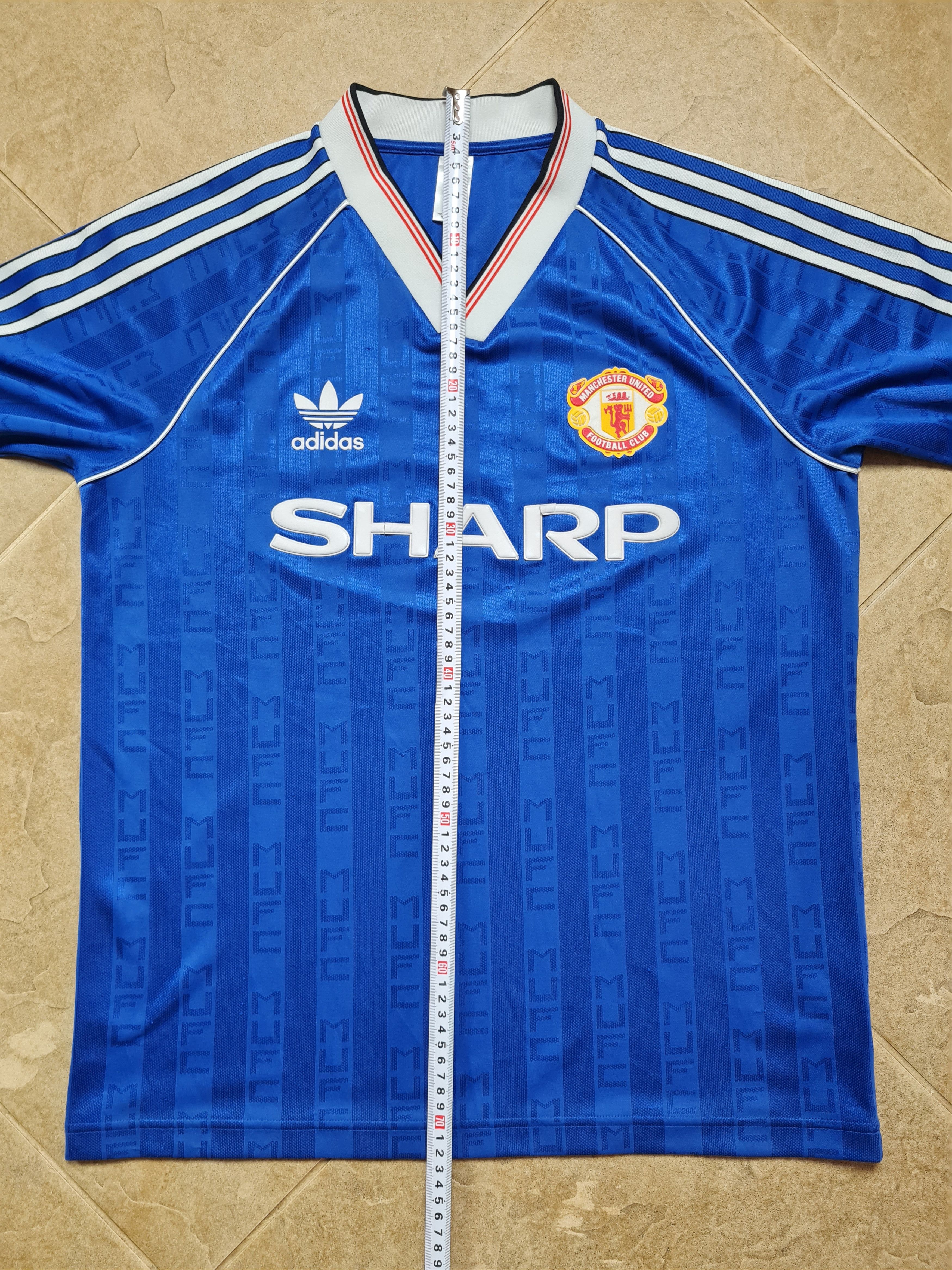 Adidas Adidas Originals Manchester United 1988-1990 Third IP5544 Size US M / EU 48-50 / 2 - 4 Thumbnail