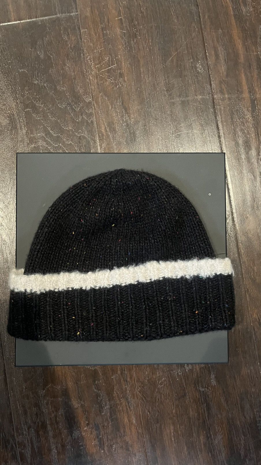 Chanel Chanel Multicolor CC Logo Beanie Size ONE SIZE - 2 Thumbnail