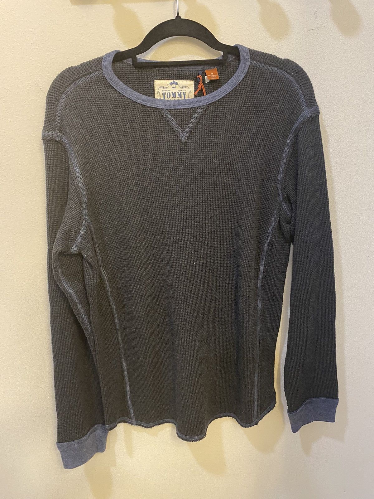 Tommy Bahama NWT-Mens Black Tommy Bahama Size Medium Sweater Size US M / EU 48-50 / 2 - 1 Thumbnail