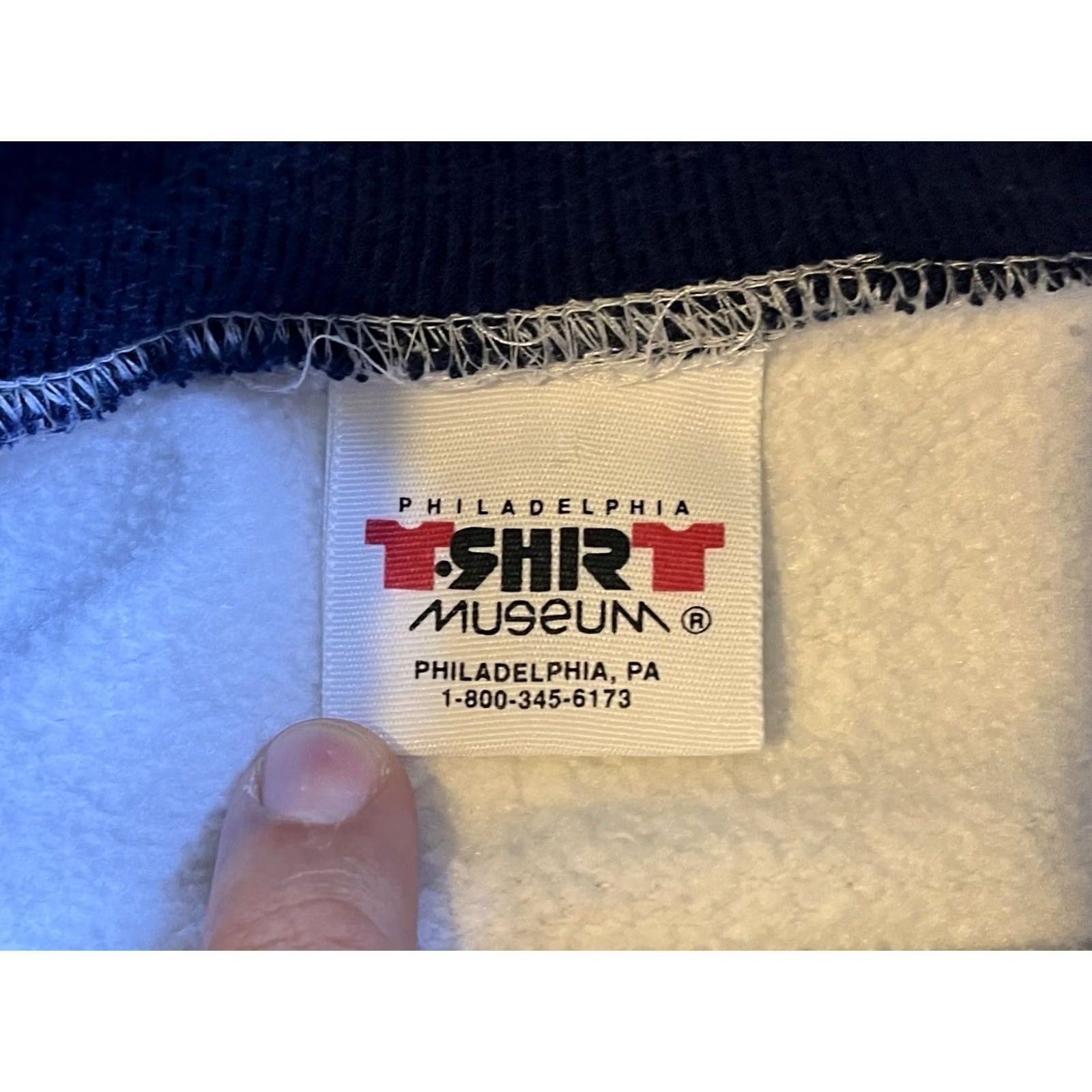 Vintage VINTAGE Mystic Connecticut Collared Sweater Men’s Large Grey 90s City Retro Graphic Print Size US L / EU 52-54 / 3 - 5 Thumbnail