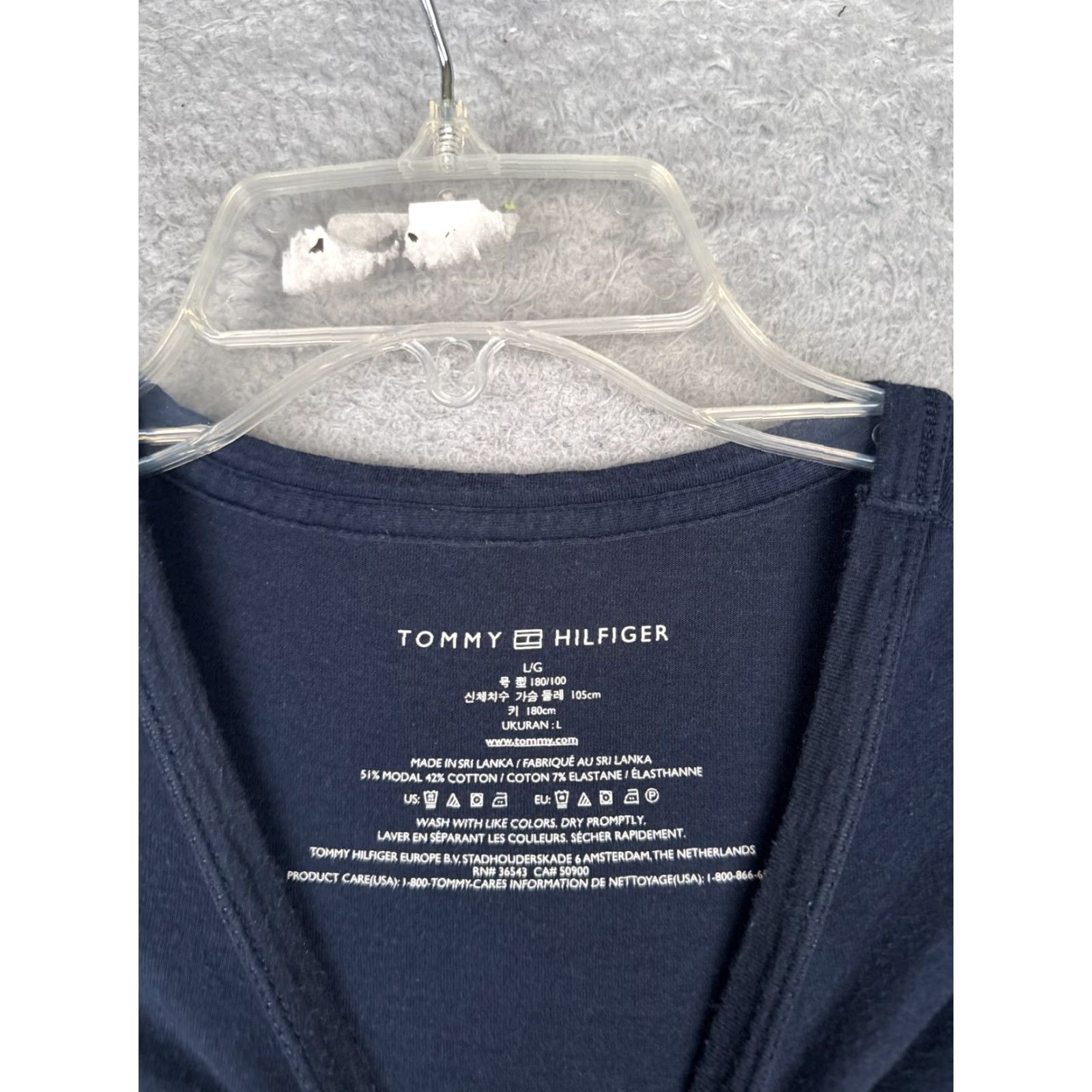 Tommy Hilfiger Tommy Hilfiger Shirt Adult Large Blue Short Sleeve 100% Cotton Crew Neck Logo Size US L / EU 52-54 / 3 - 7 Thumbnail