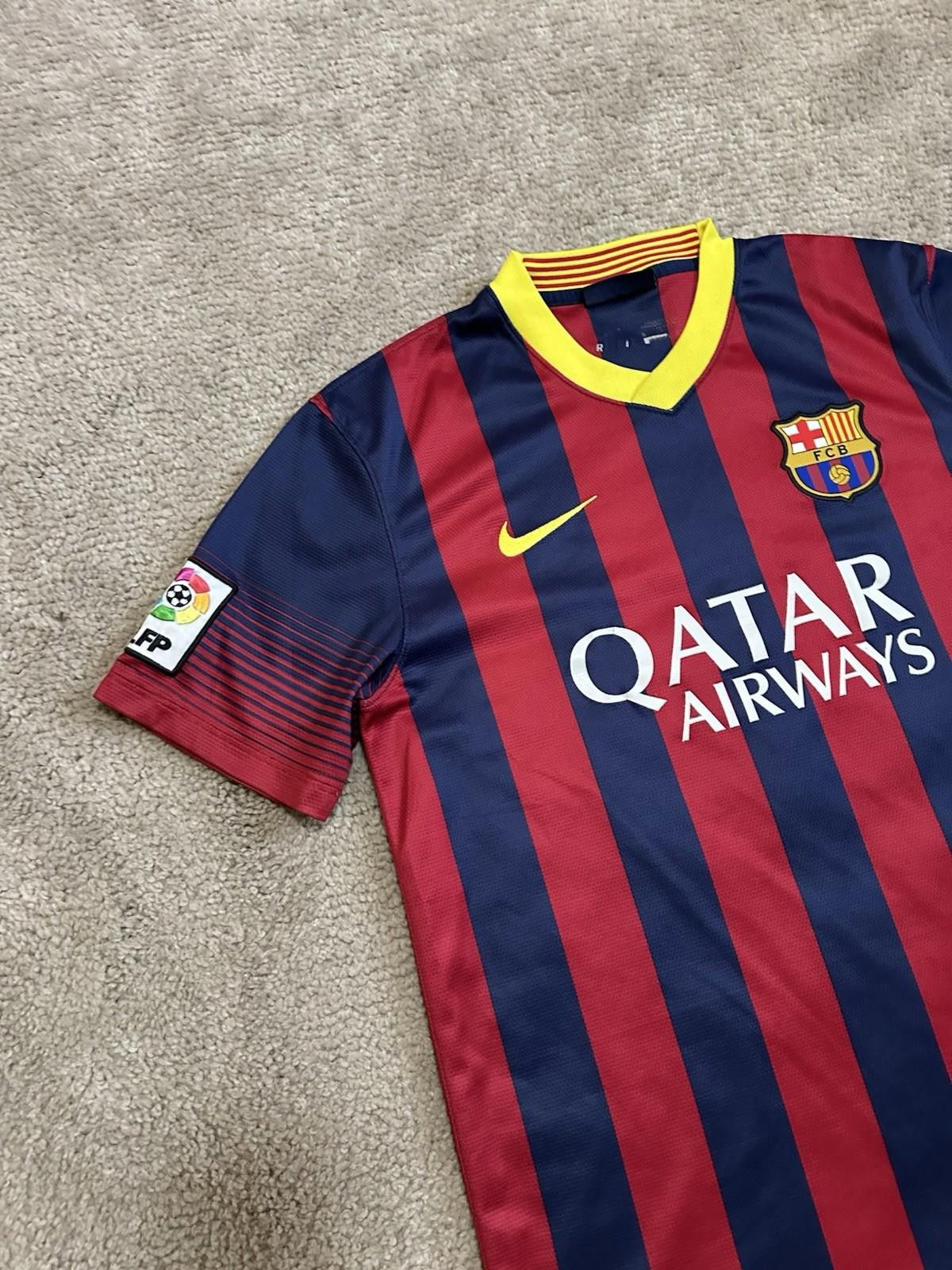Nike Nike Barcelona 2013/14 Home Football Shirt Soccer Jersey Size US M / EU 48-50 / 2 - 3 Thumbnail