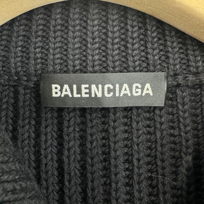 Balenciaga Balenciaga Contrast Color Buckle Logo Printed Knit Sweater Size US XS / EU 42 / 0 - 4 Thumbnail