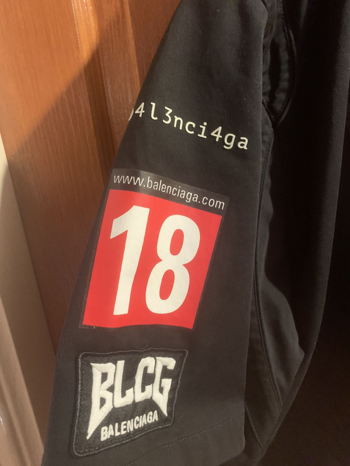 Balenciaga Balenciaga fall 21 gamer shirt Size US XL / EU 56 / 4 - 3 Thumbnail