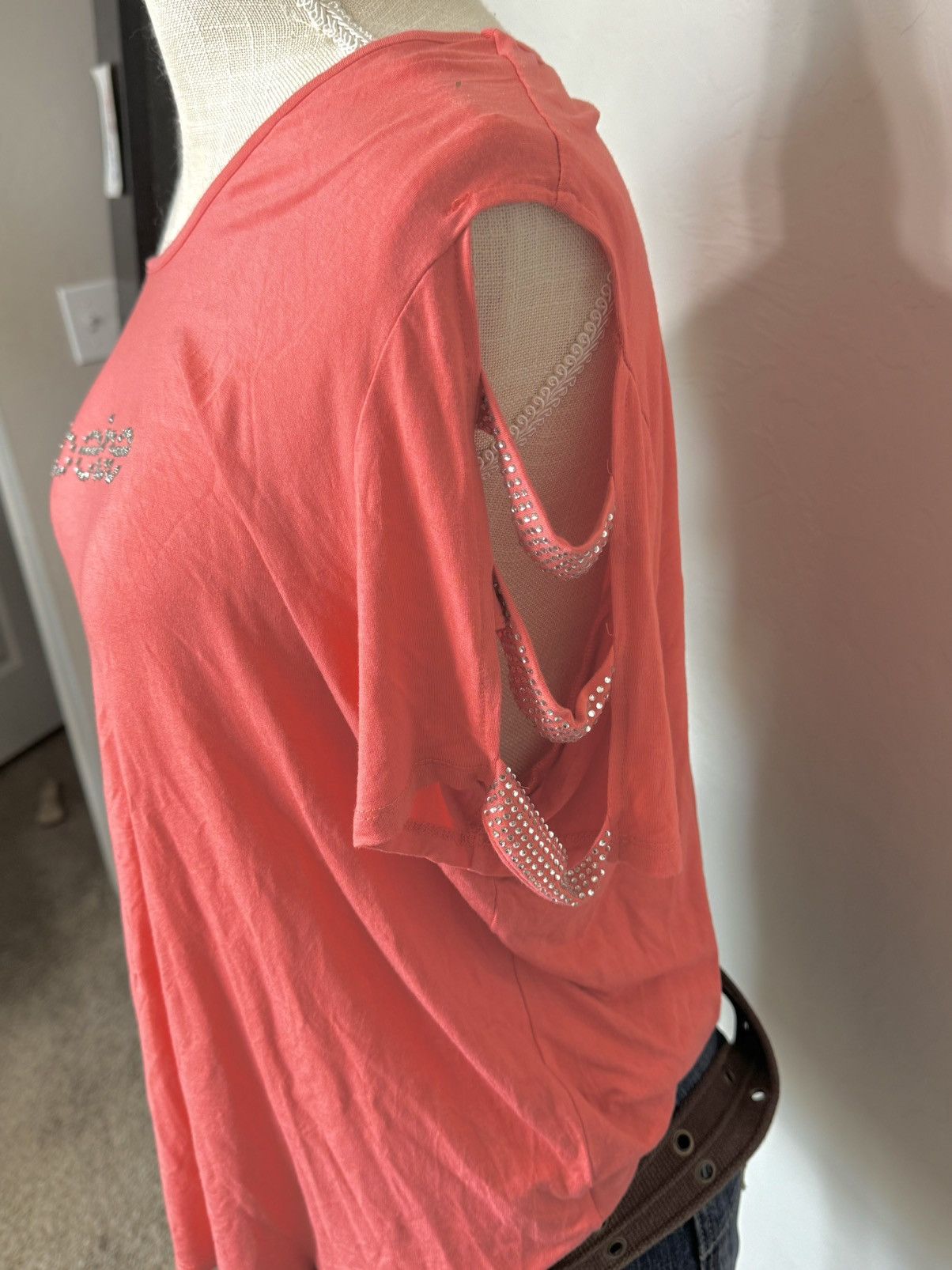 Bebe Bebe Y2K Pink Shirt Rhinestone Women’s Top Size 2X Size XXL / US 16-18 / IT 52-54 - 3 Thumbnail