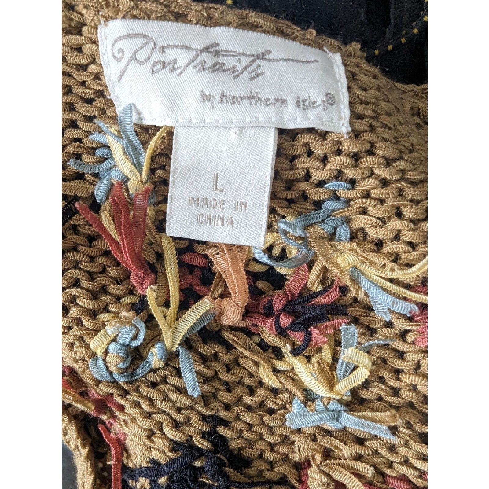 Vintage VINTAGE 00s Y2K Southwestern Aztec Crochet Knit Vest Women’s Large Beige Aztec Vest L Womens V3J Size L / US 10 / IT 46 - 4 Thumbnail