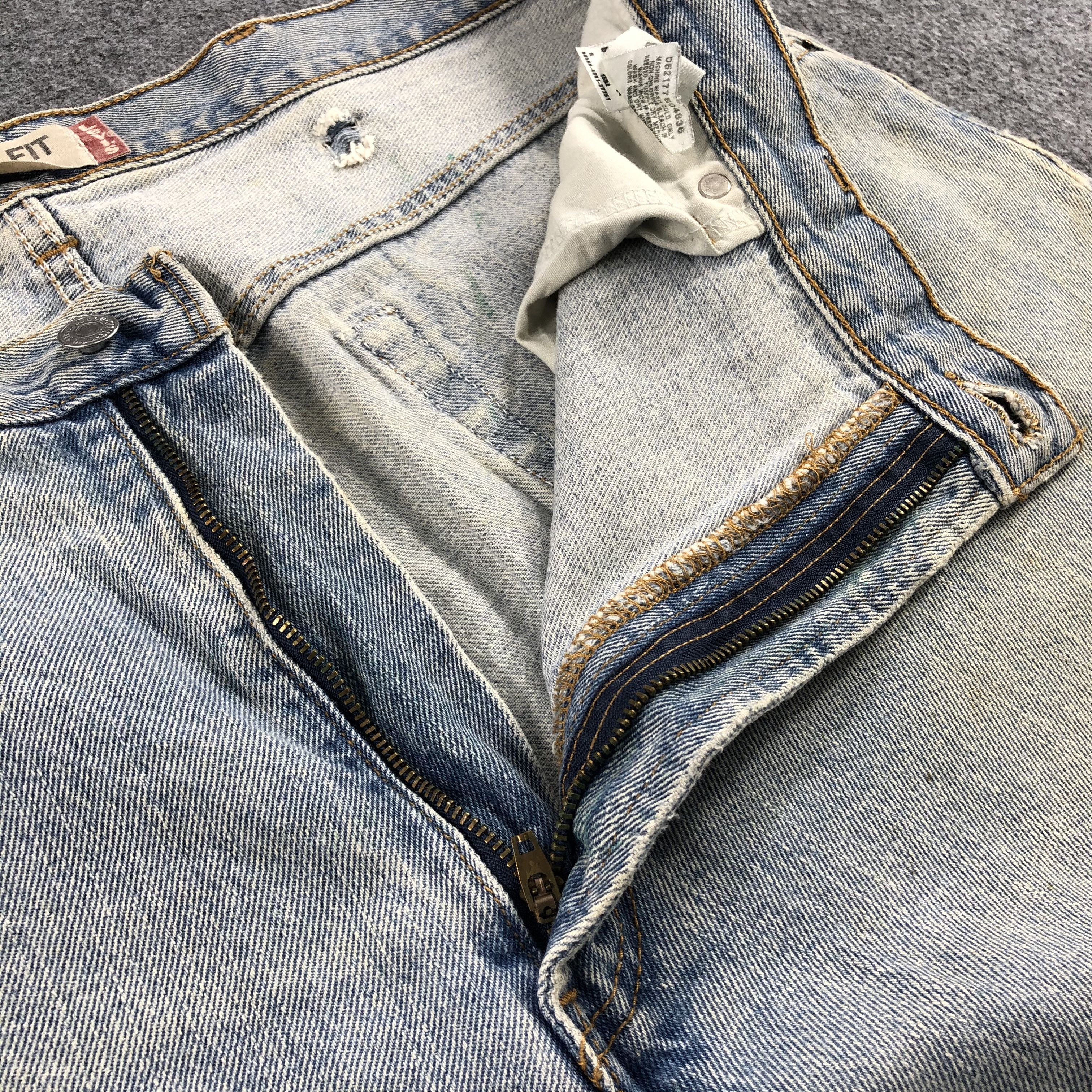 Levi's Vintage Light Wash Levis 560 Jeans-J1686 Size US 41 - 9 Thumbnail
