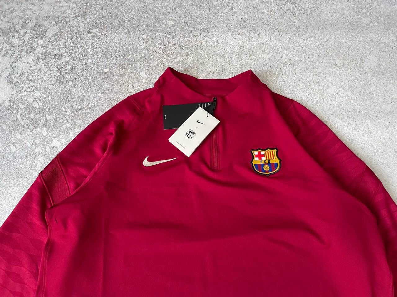 Nike Vintage Nike F.C. Barcelona Zip 1/4 Training Sweatshirt Y2K Size US XL / EU 56 / 4 - 4 Thumbnail