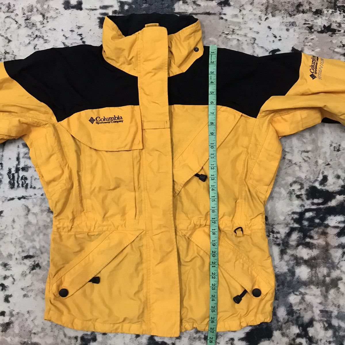 Columbia Women’s Vintage Columbia Titanium Omnitech Waterproof Jacket Size L / US 10 / IT 46 - 18 Thumbnail