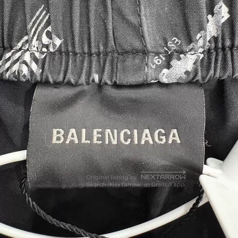 Balenciaga Balenciaga Black Bulletproof Logo Short Pants Size US 28 / EU 44 - 3 Thumbnail