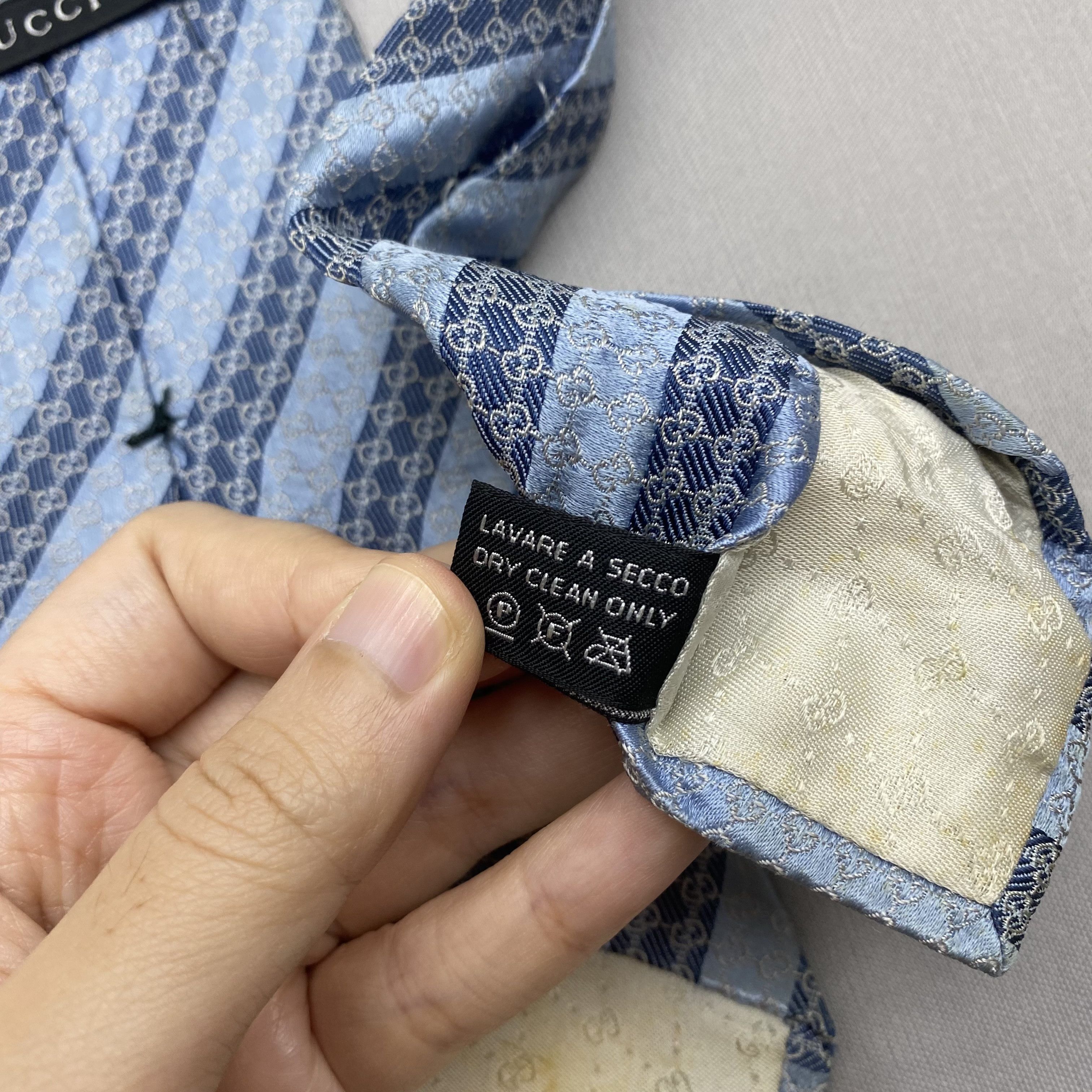Japanese Brand Vintage Gucci SILK Necktie Cravate Pure Silk Neck Tie Size ONE SIZE - 7 Thumbnail