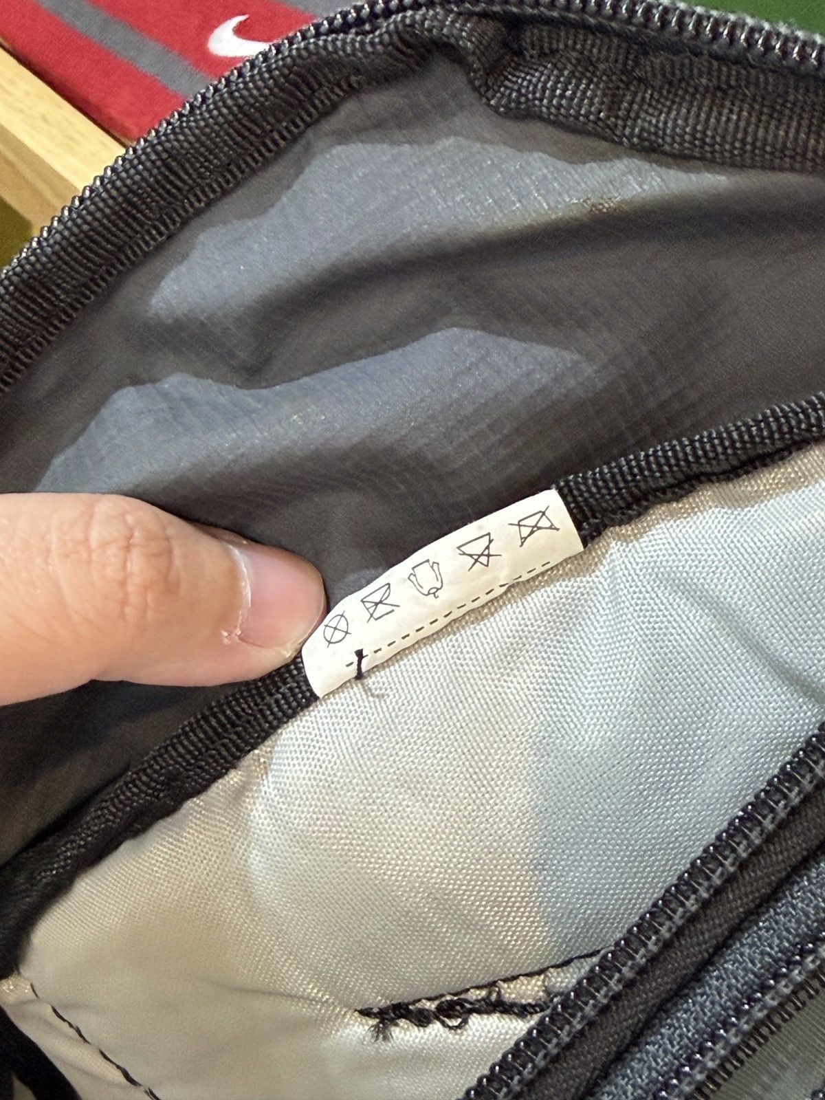 Nike Vintage Nike Swoosh 90's Belt Bag Size ONE SIZE - 10 Thumbnail