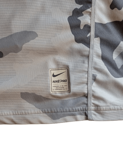 Nike Nike Pro training perforated camouflage t shirt Size US XL / EU 56 / 4 - 9 Thumbnail